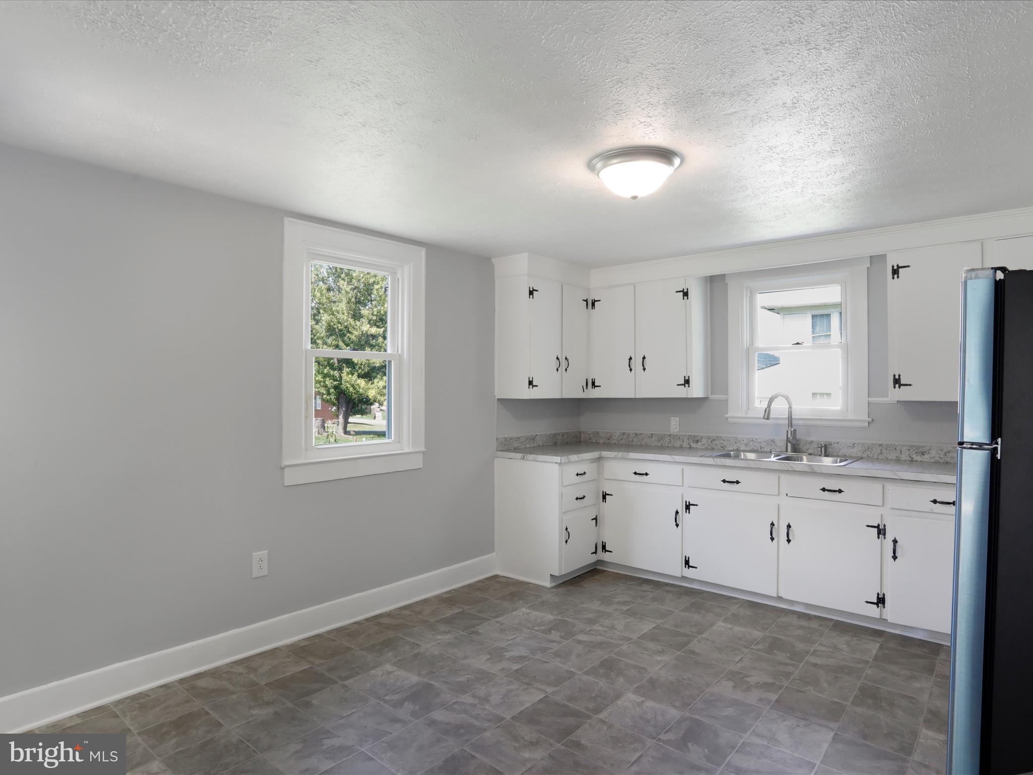 TOWN OF ROMNEY - Residential