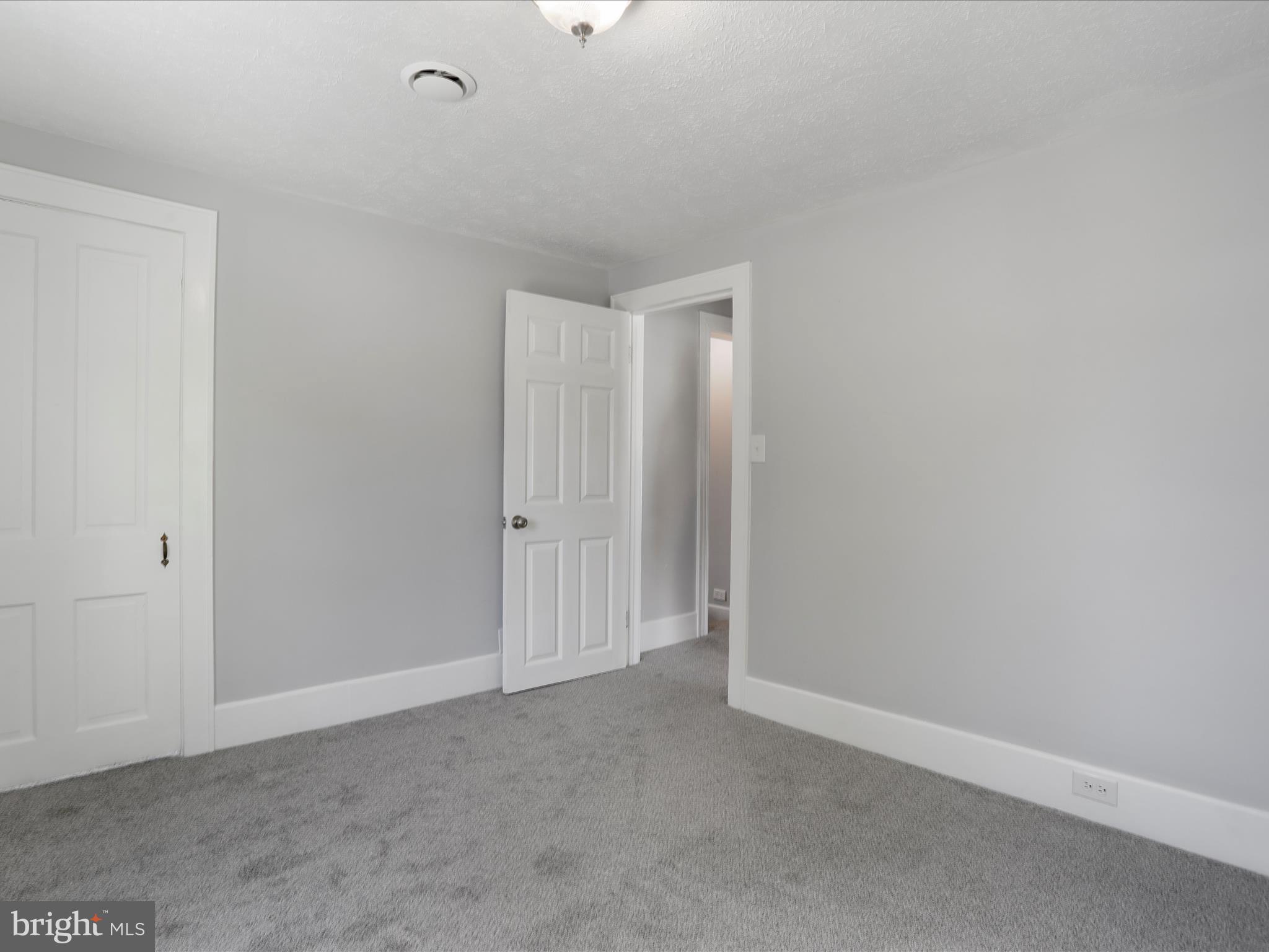 TOWN OF ROMNEY - Residential