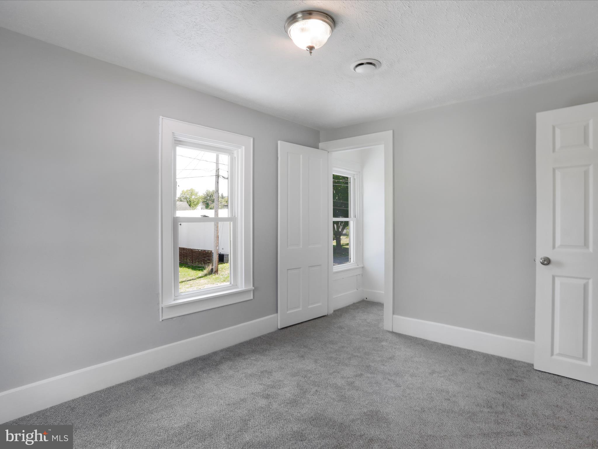 TOWN OF ROMNEY - Residential