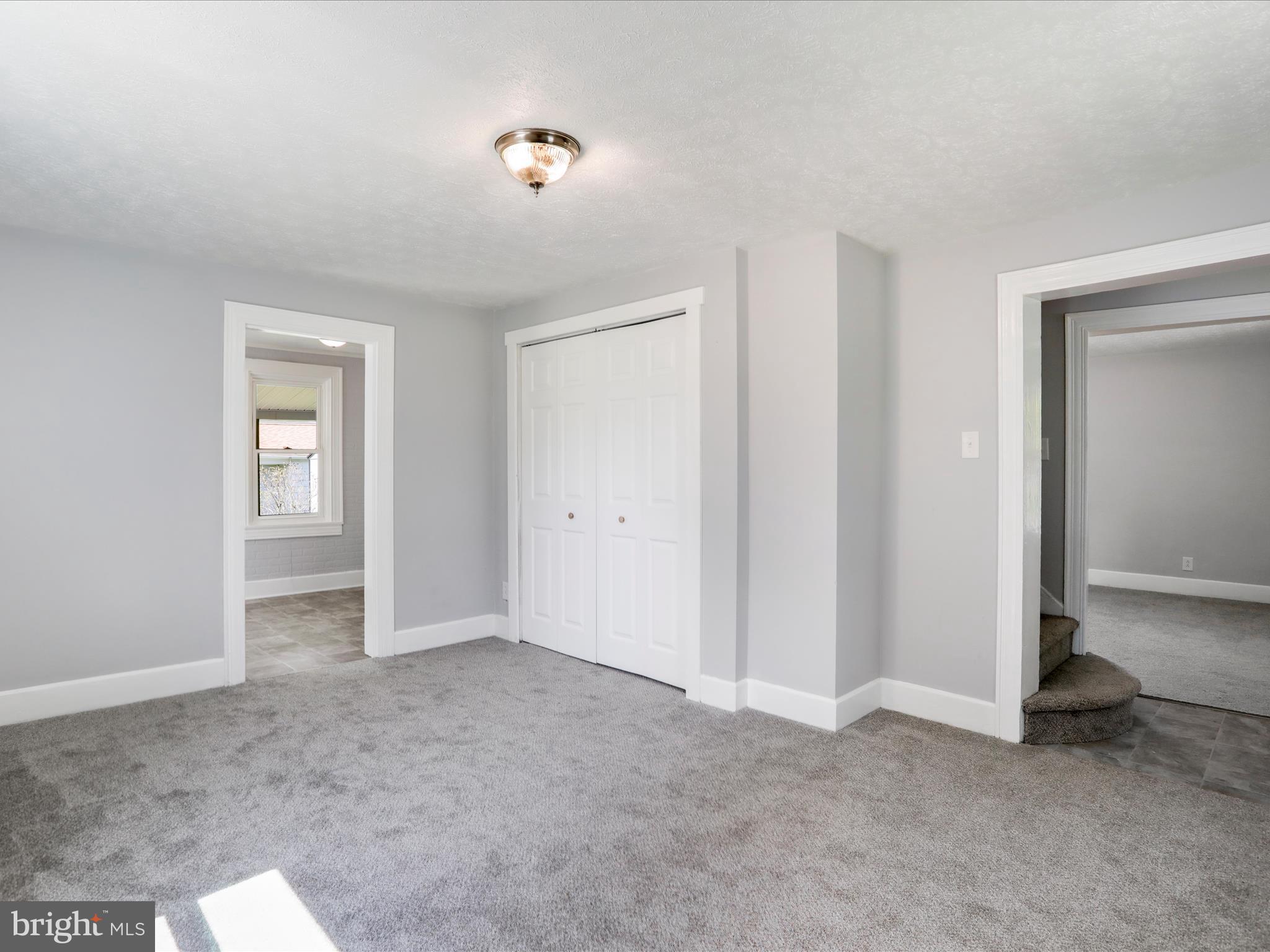 TOWN OF ROMNEY - Residential