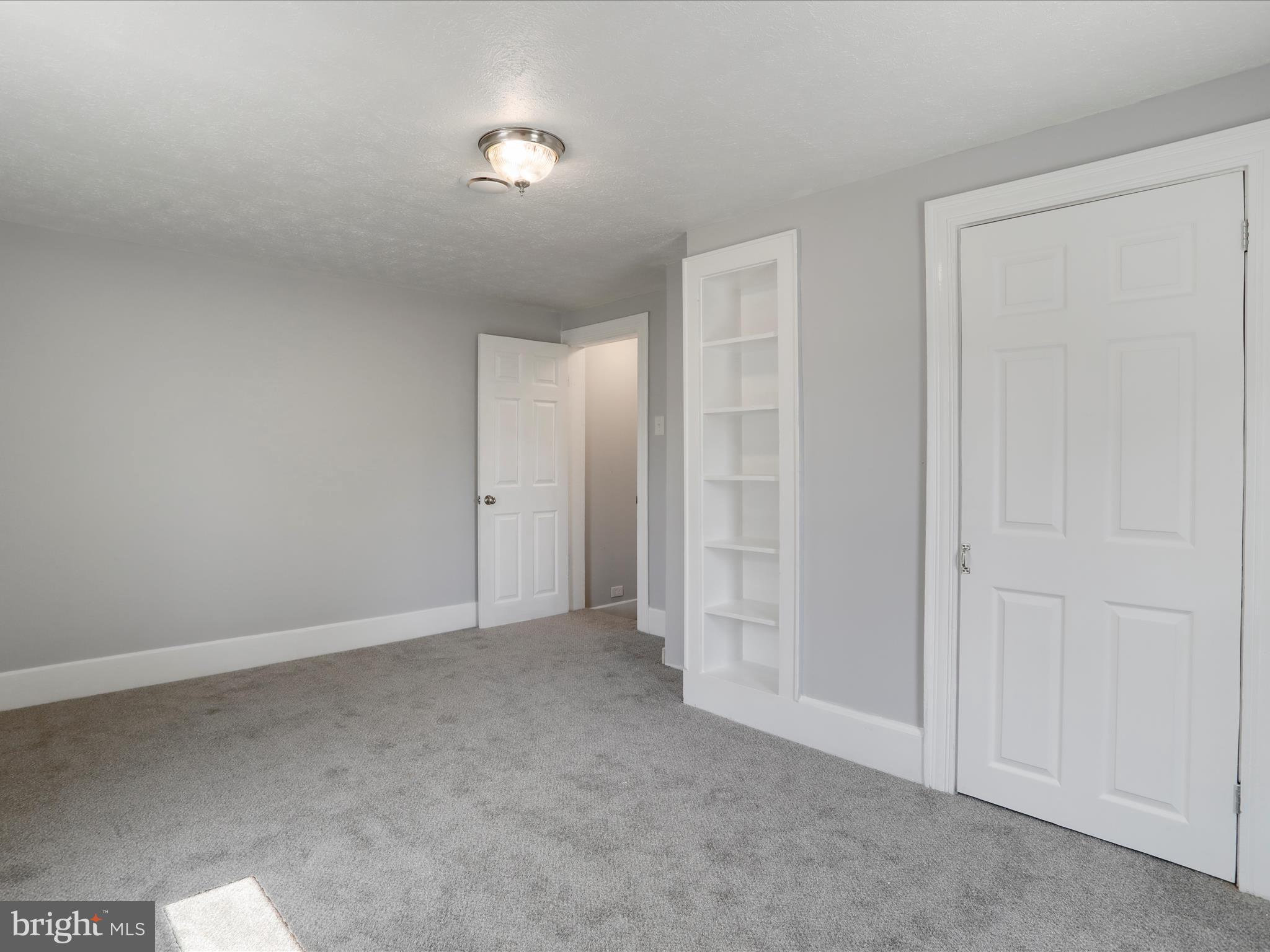 TOWN OF ROMNEY - Residential