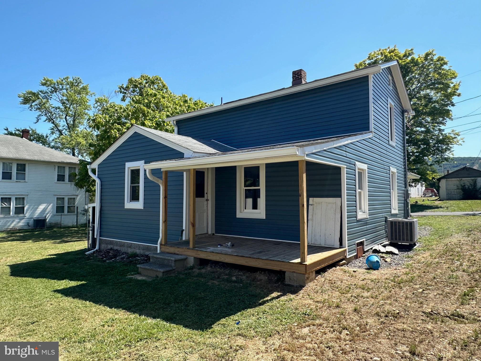 TOWN OF ROMNEY - Residential