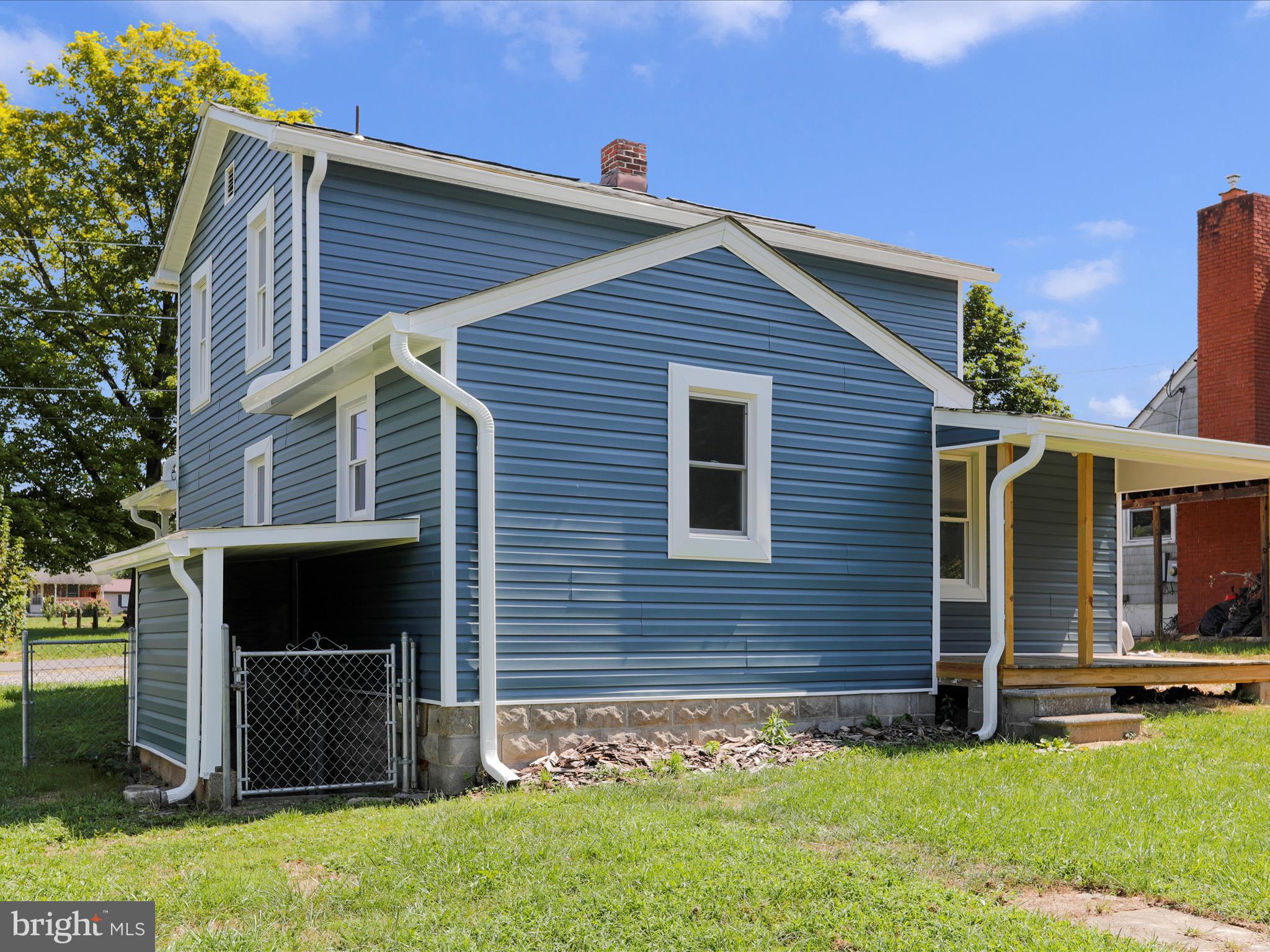 TOWN OF ROMNEY - Residential