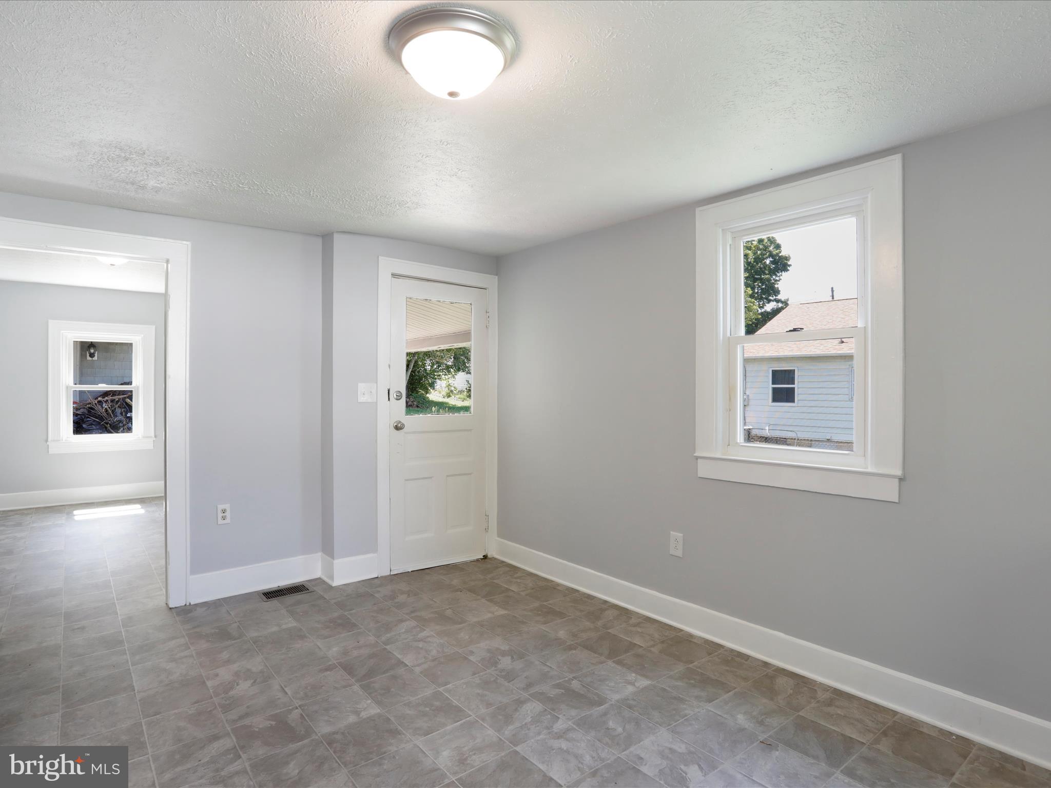 TOWN OF ROMNEY - Residential