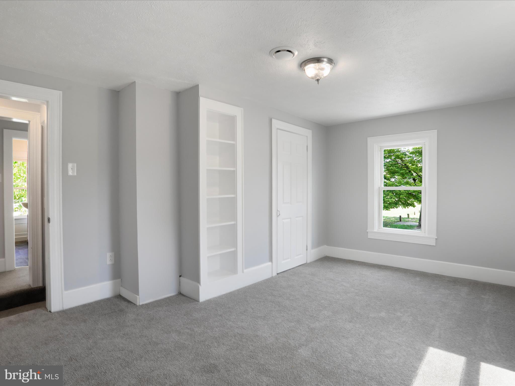 TOWN OF ROMNEY - Residential