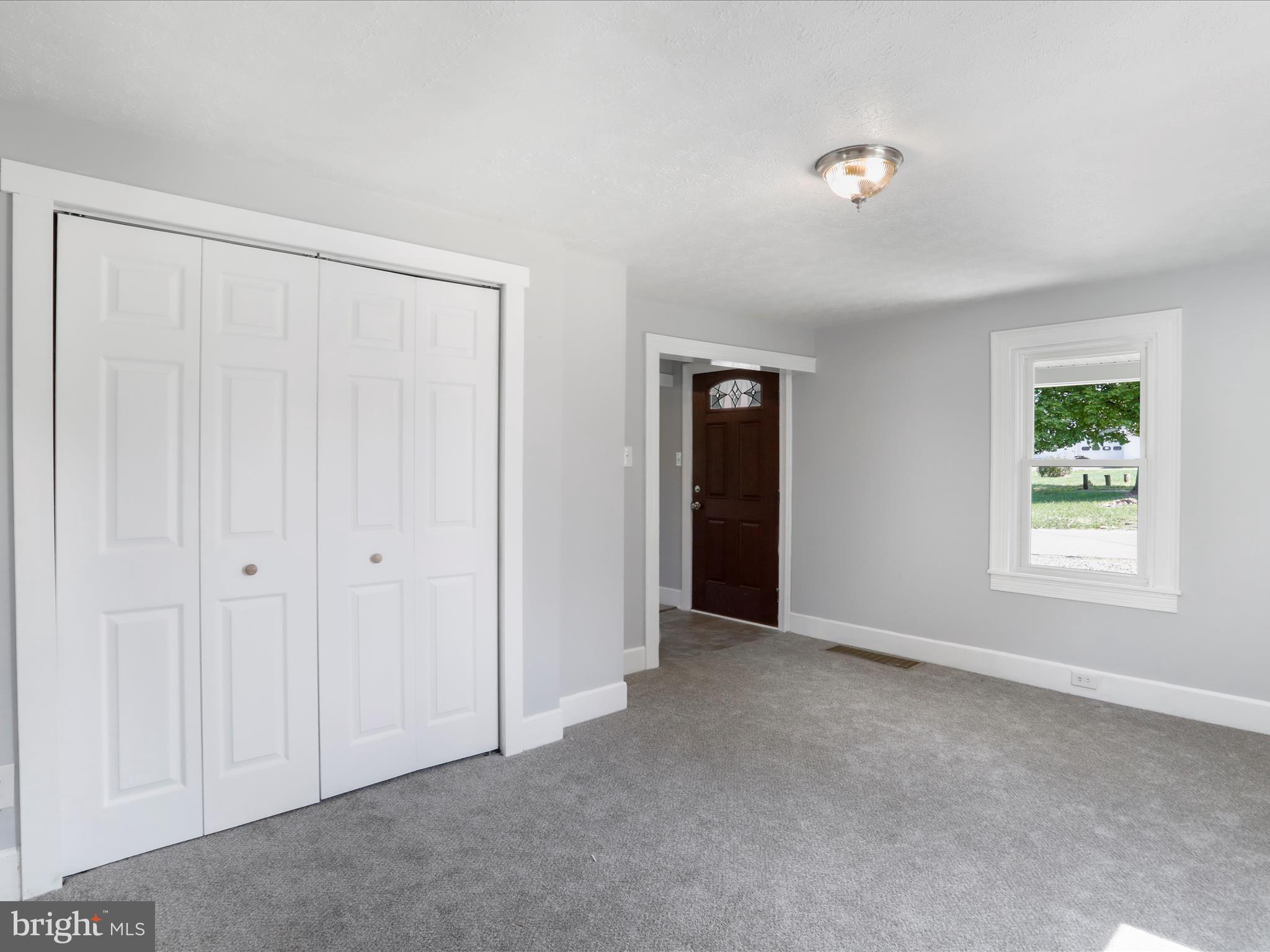 TOWN OF ROMNEY - Residential