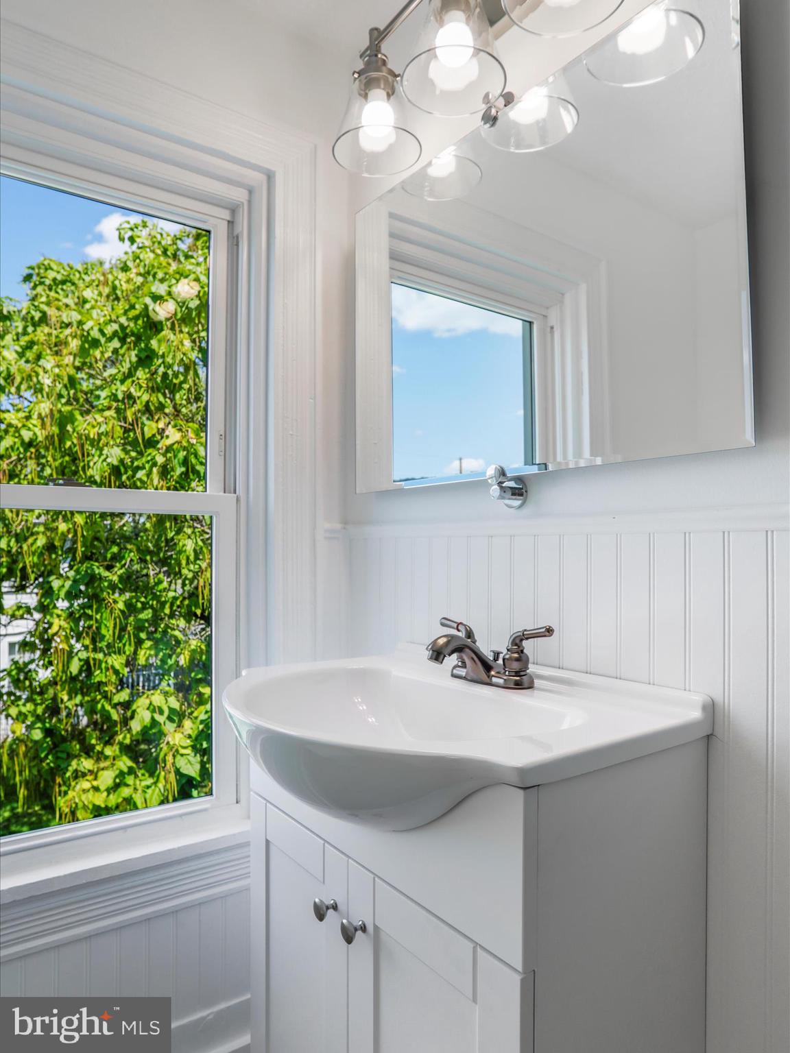 TOWN OF ROMNEY - Residential