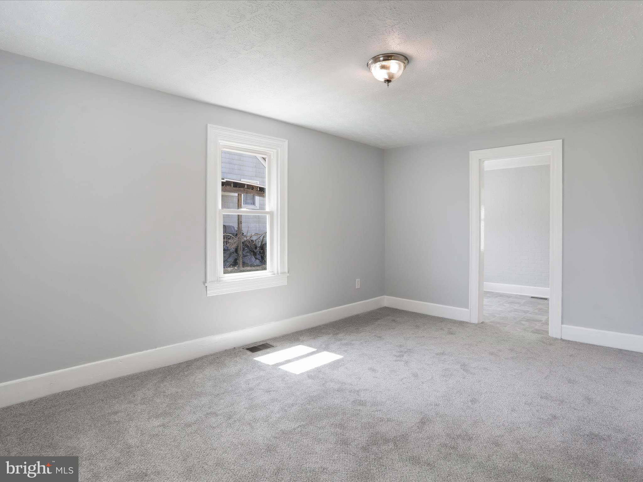 TOWN OF ROMNEY - Residential