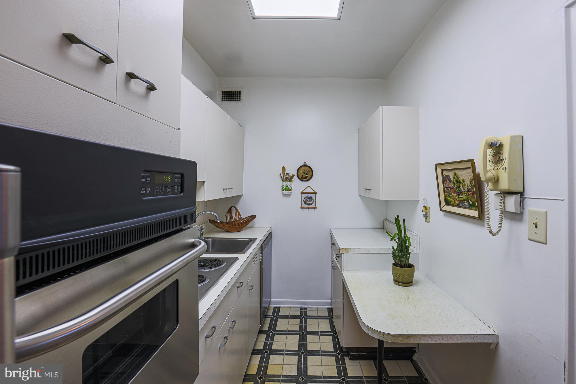 ELEVEN SLADE - Residential