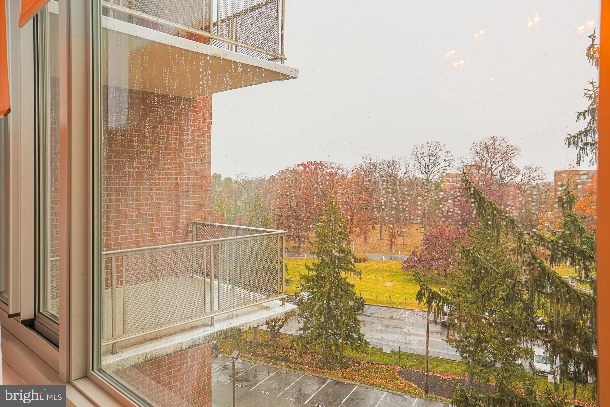 ELEVEN SLADE - Residential