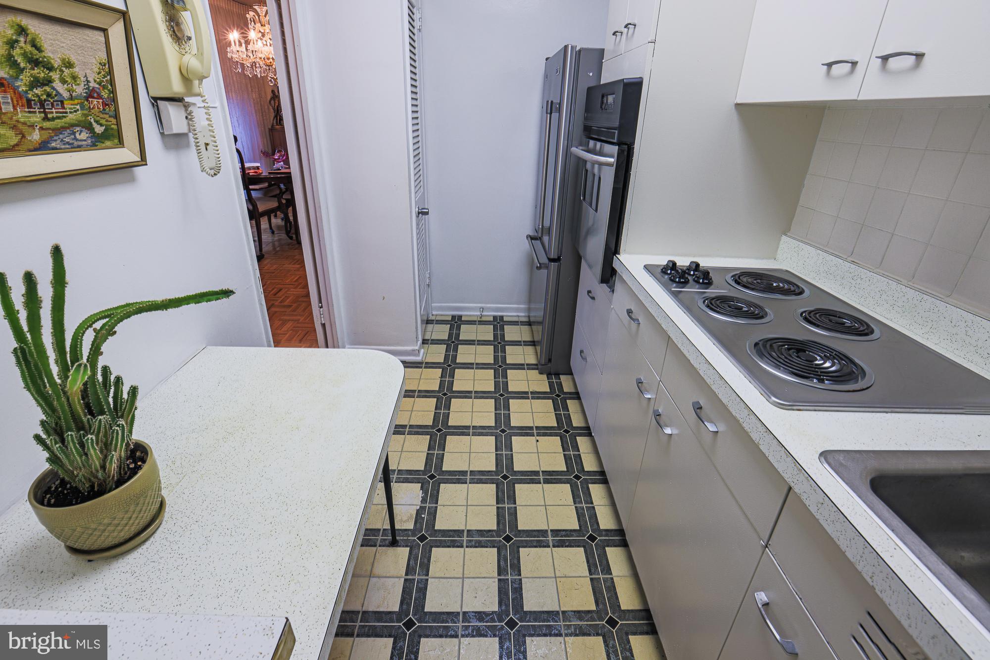 ELEVEN SLADE - Residential