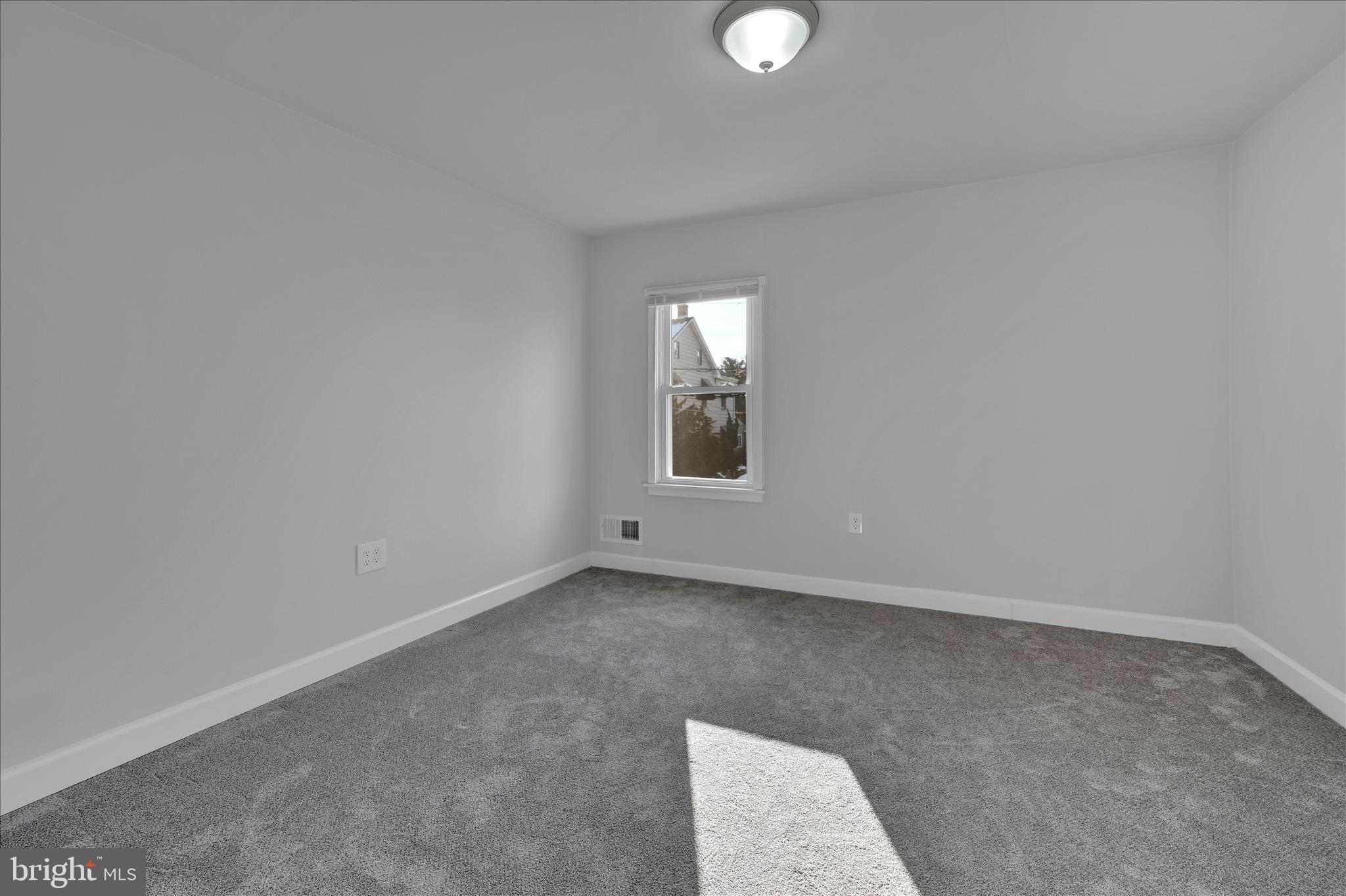 LEBANON - Residential