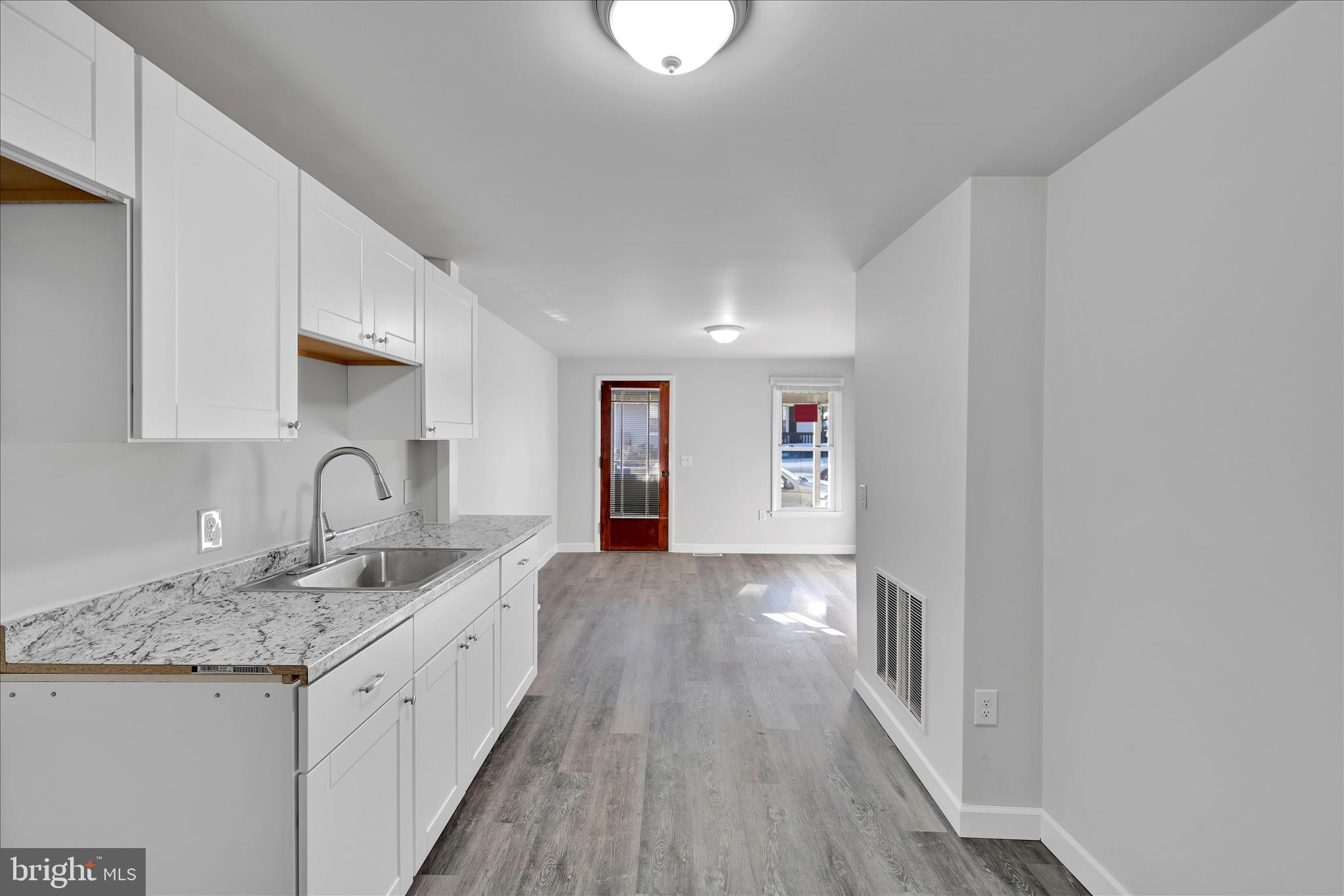 LEBANON - Residential