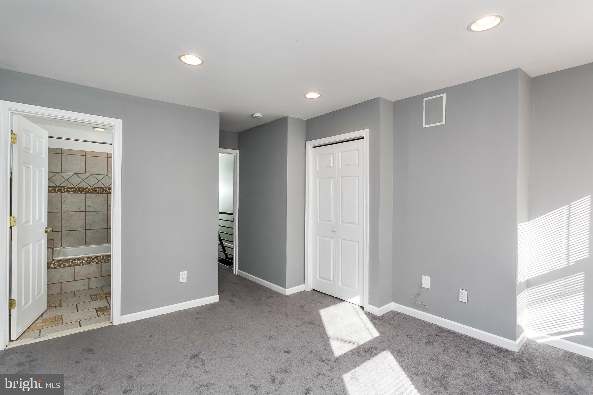 HAMPDEN HISTORIC DISTRICT - Residential