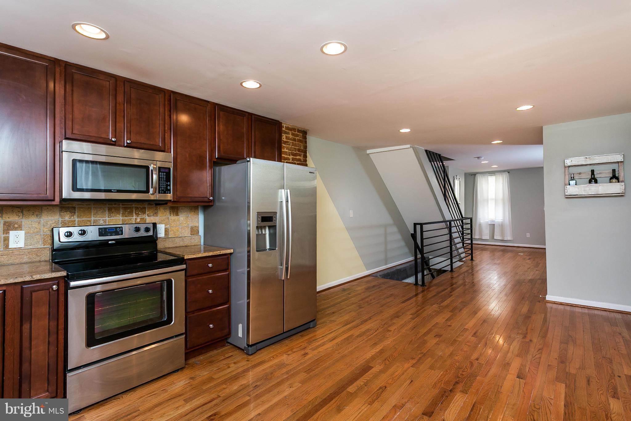 HAMPDEN HISTORIC DISTRICT - Residential