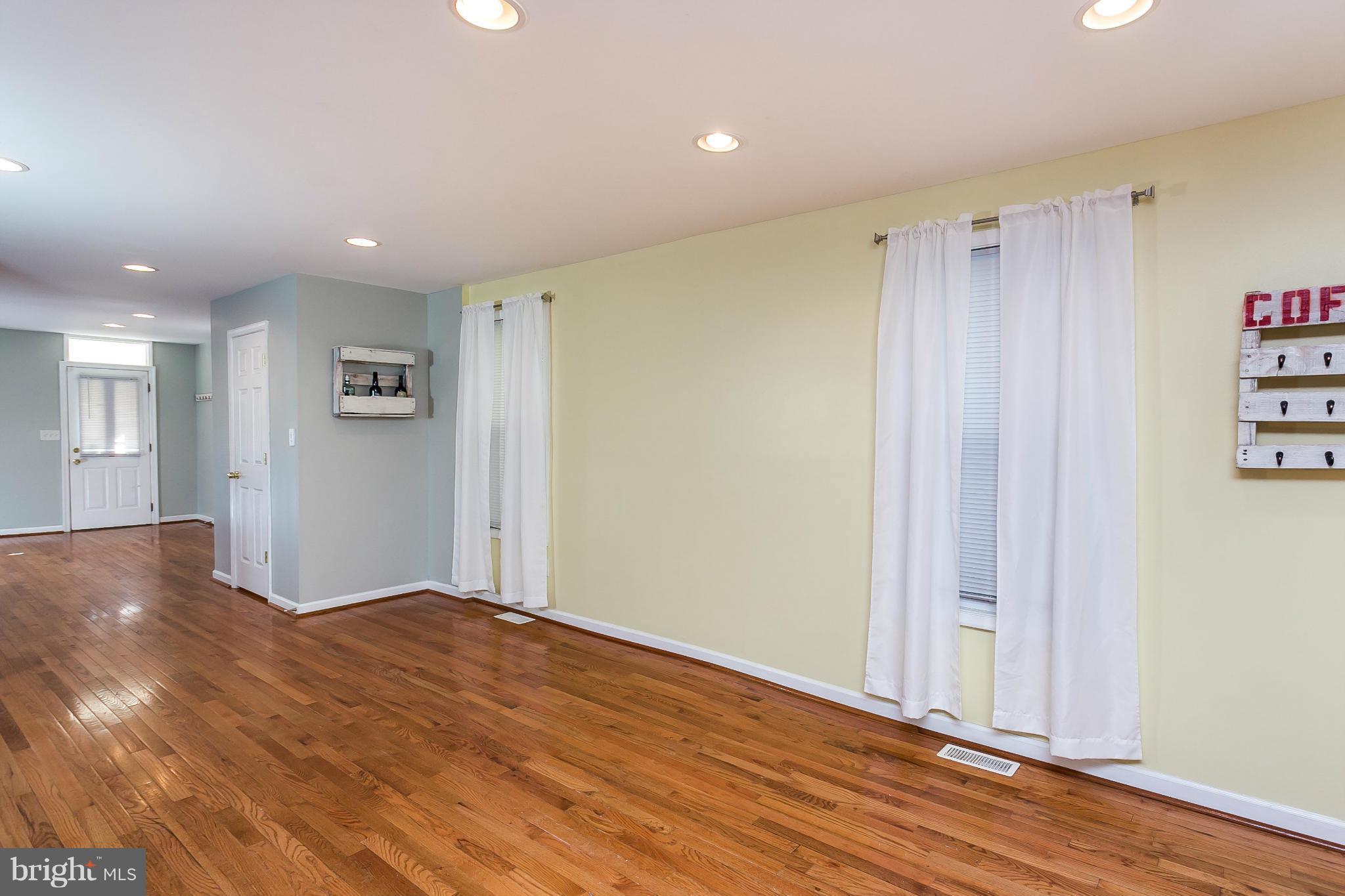 HAMPDEN HISTORIC DISTRICT - Residential