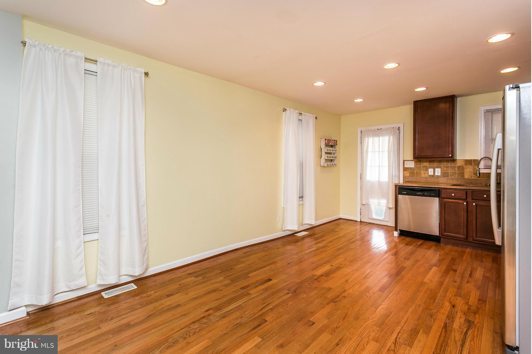 HAMPDEN HISTORIC DISTRICT - Residential