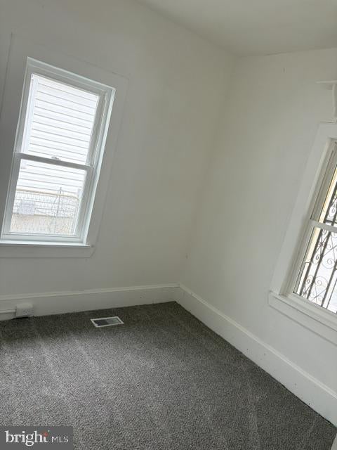 32 JACKSON AVENUE