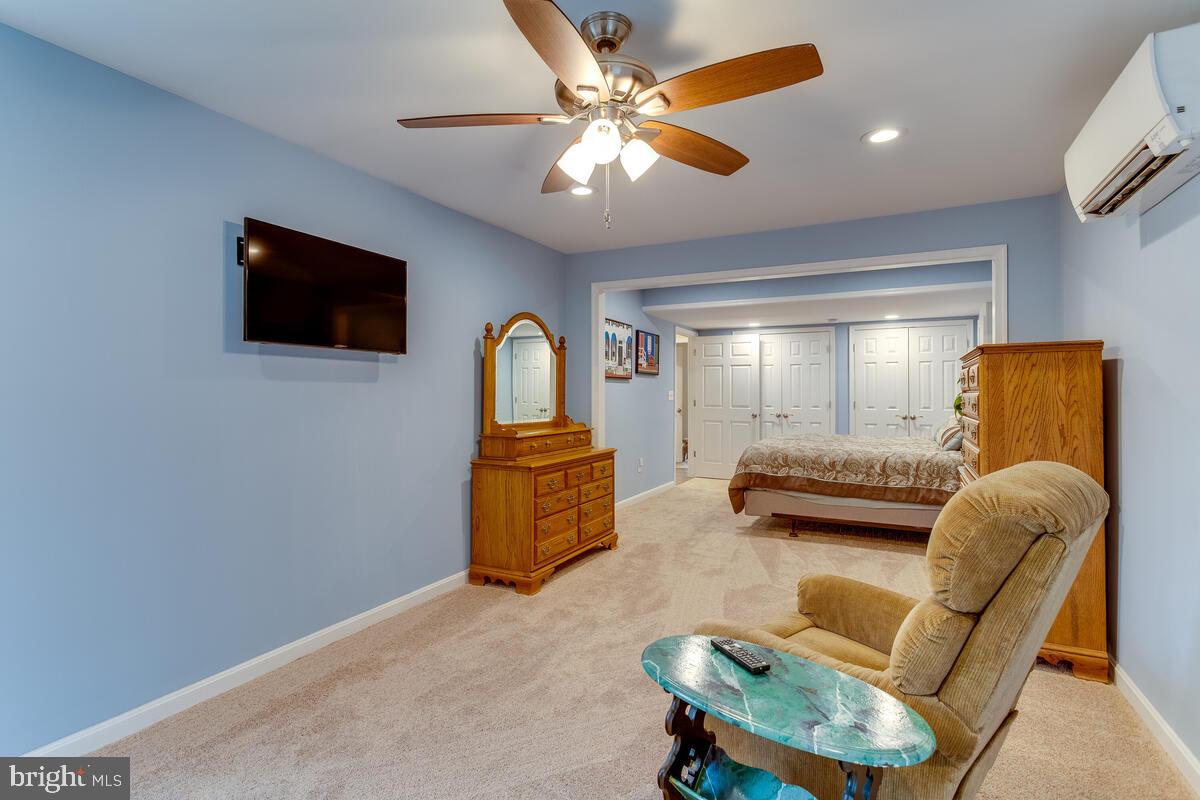 ACORN VILLAGE - Residential