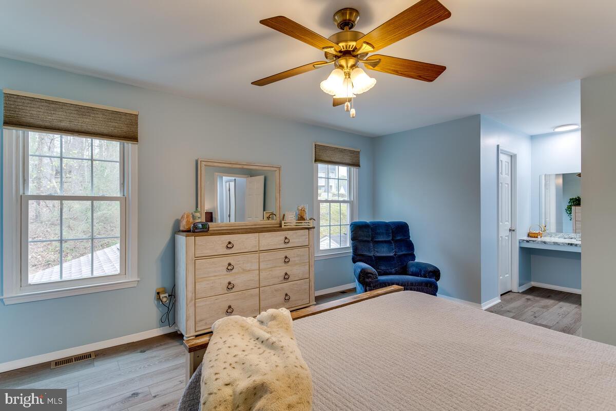 ACORN VILLAGE - Residential