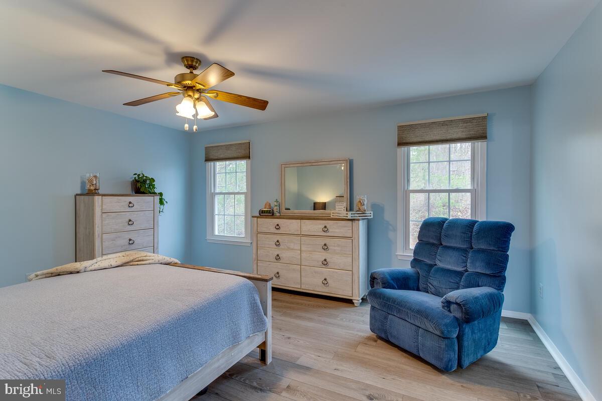 ACORN VILLAGE - Residential