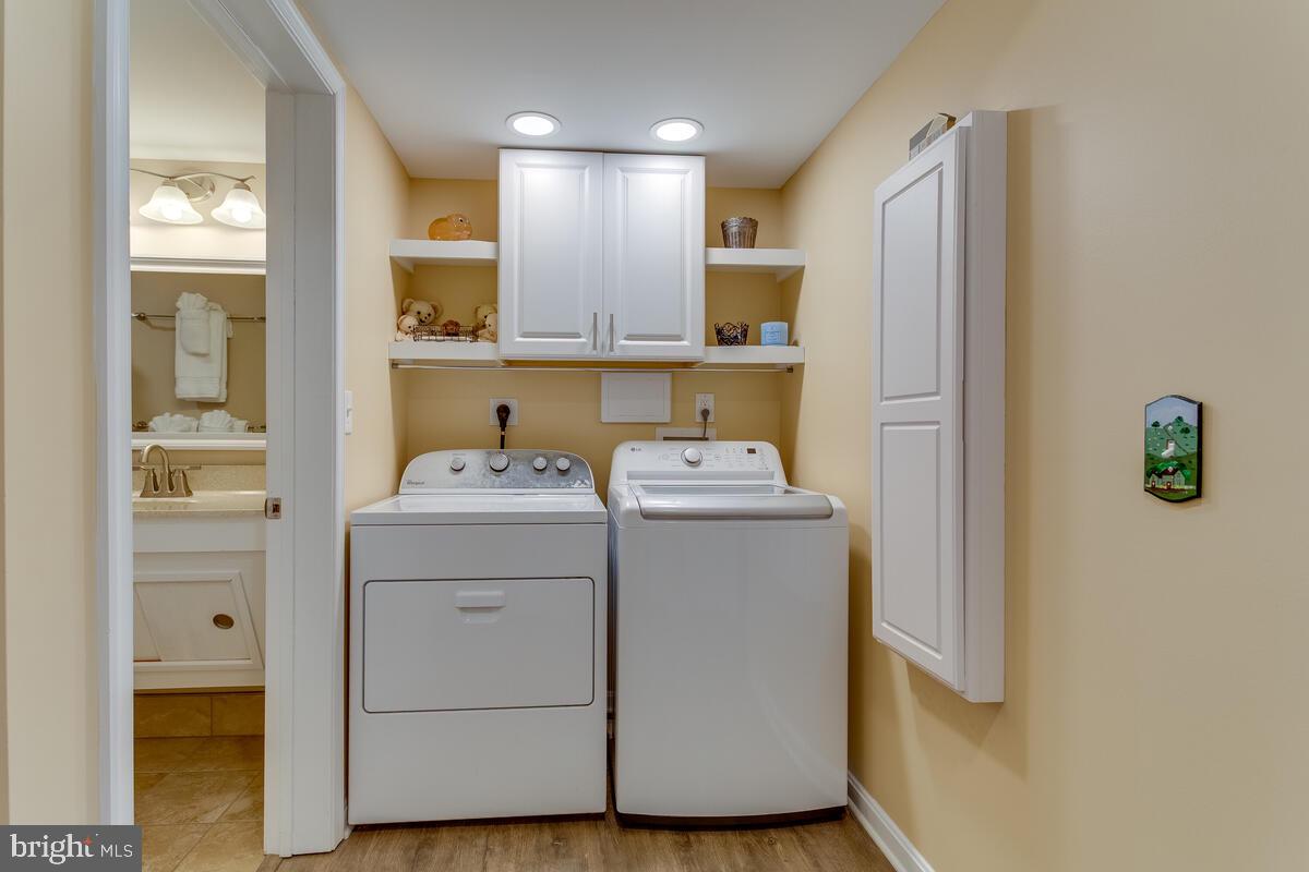 ACORN VILLAGE - Residential