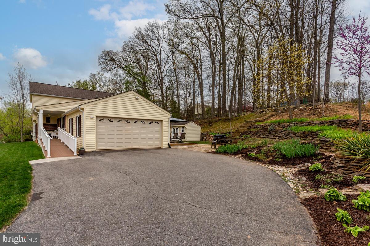 ACORN VILLAGE - Residential