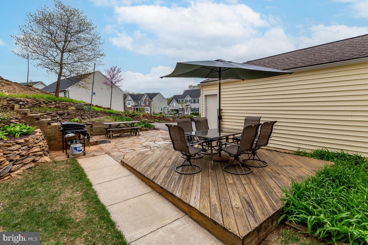 ACORN VILLAGE - Residential