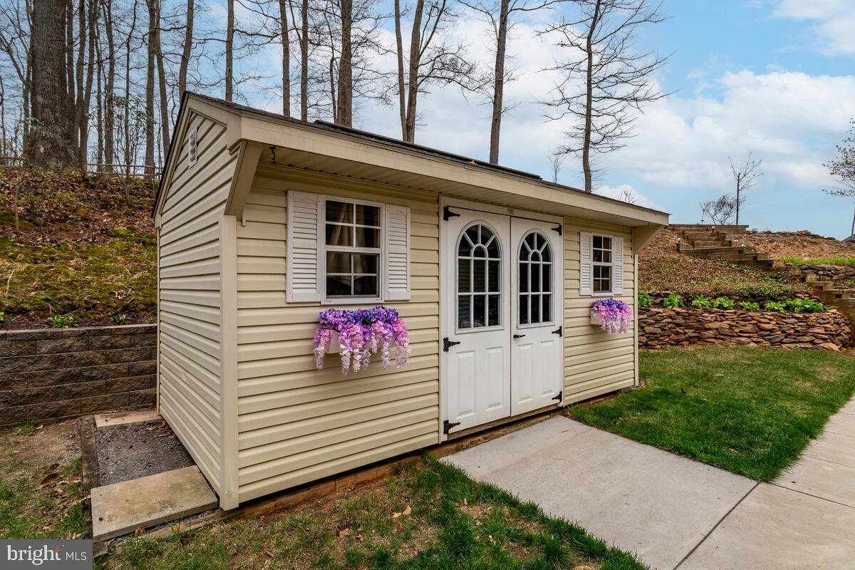 ACORN VILLAGE - Residential