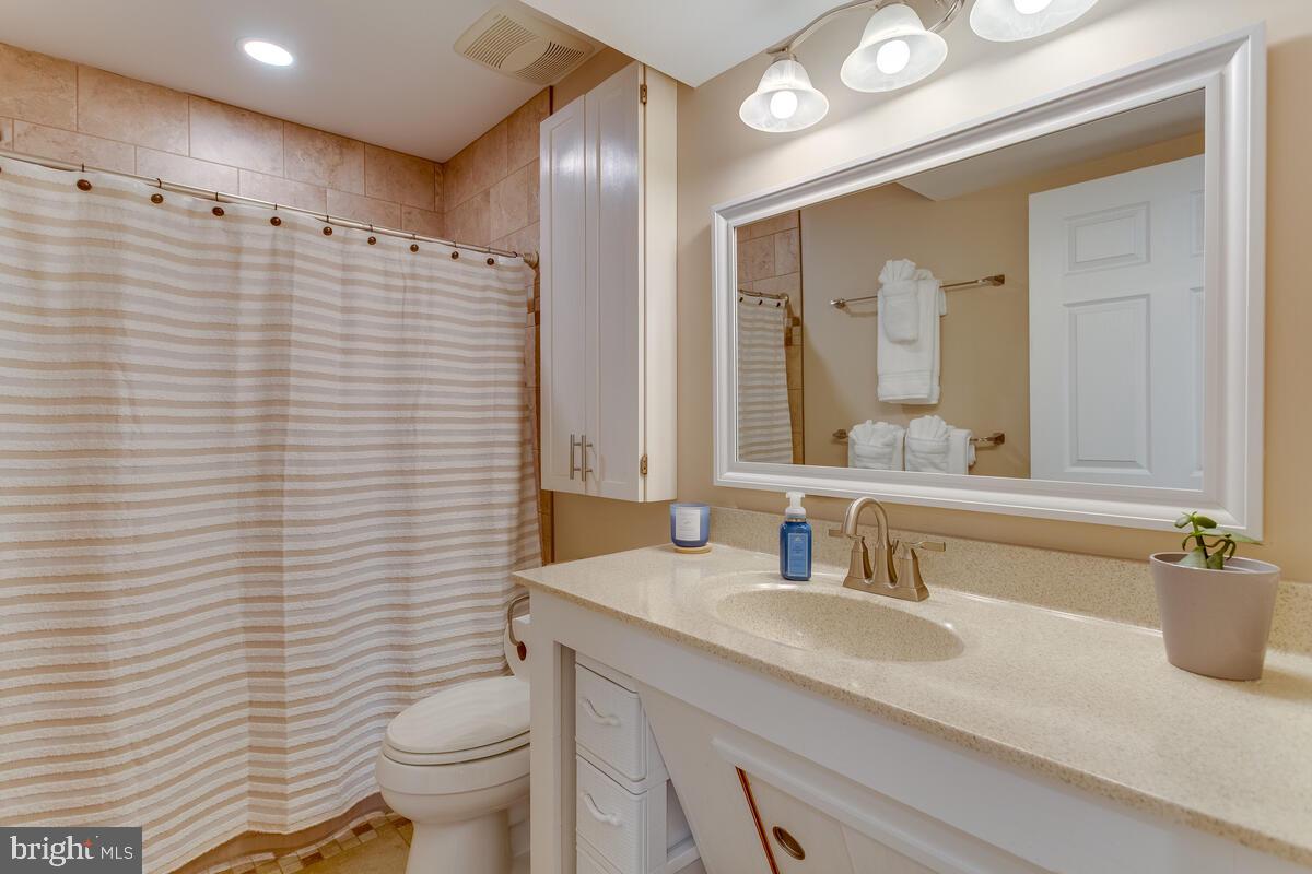 ACORN VILLAGE - Residential