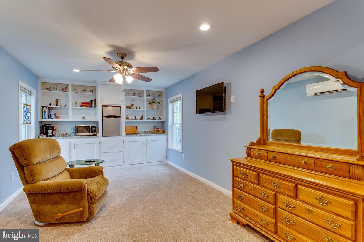 ACORN VILLAGE - Residential