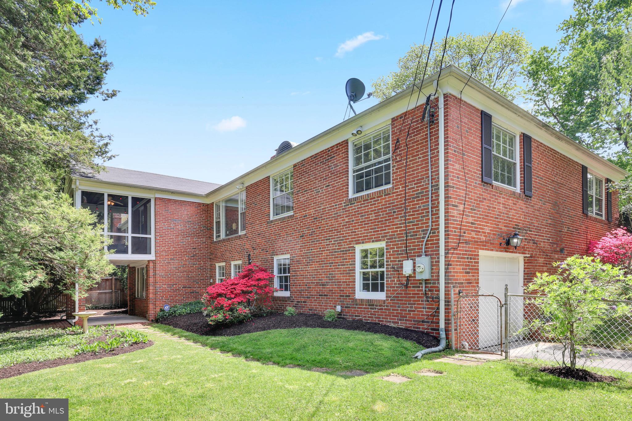 CHEVY CHASE - Residential