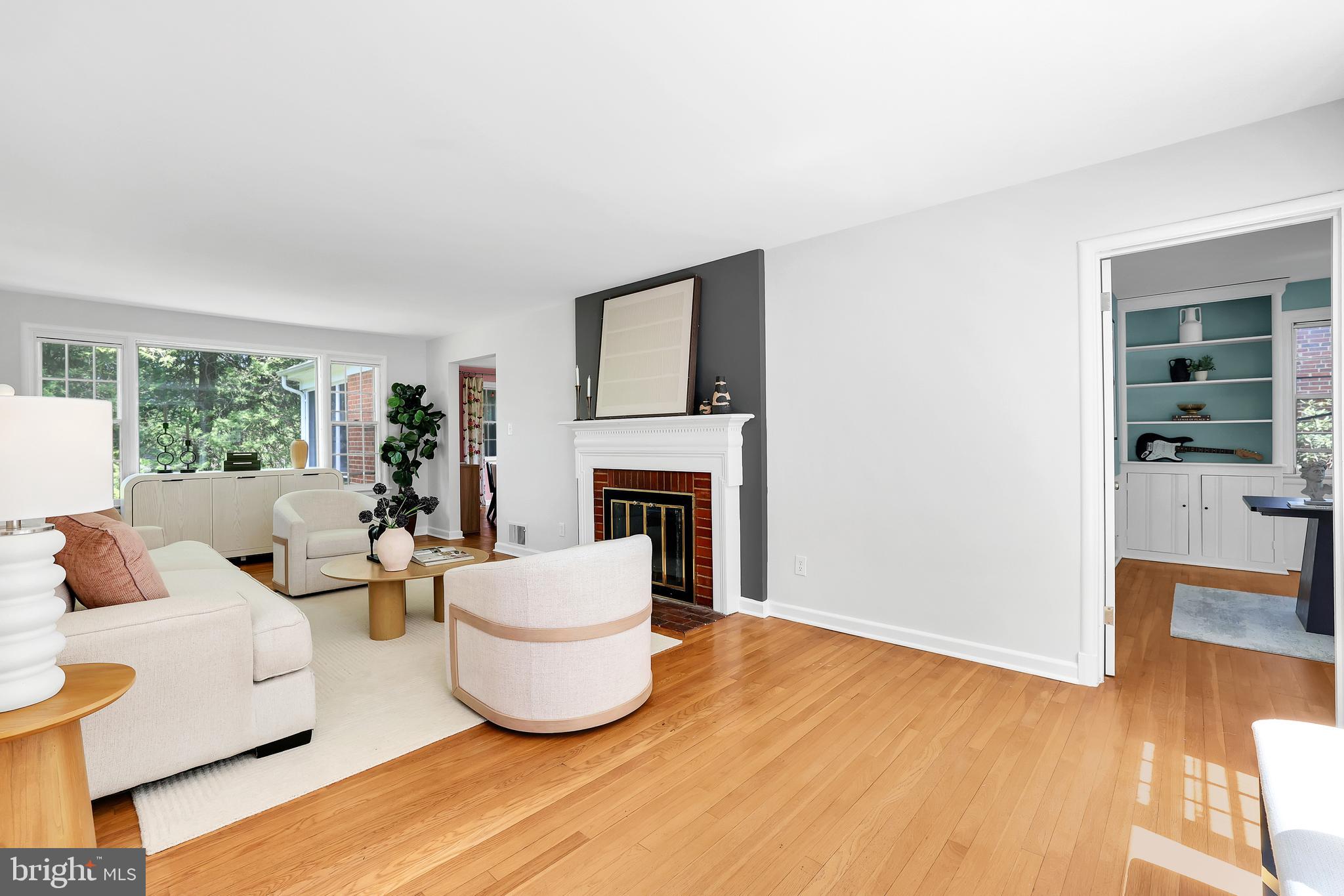 CHEVY CHASE - Residential