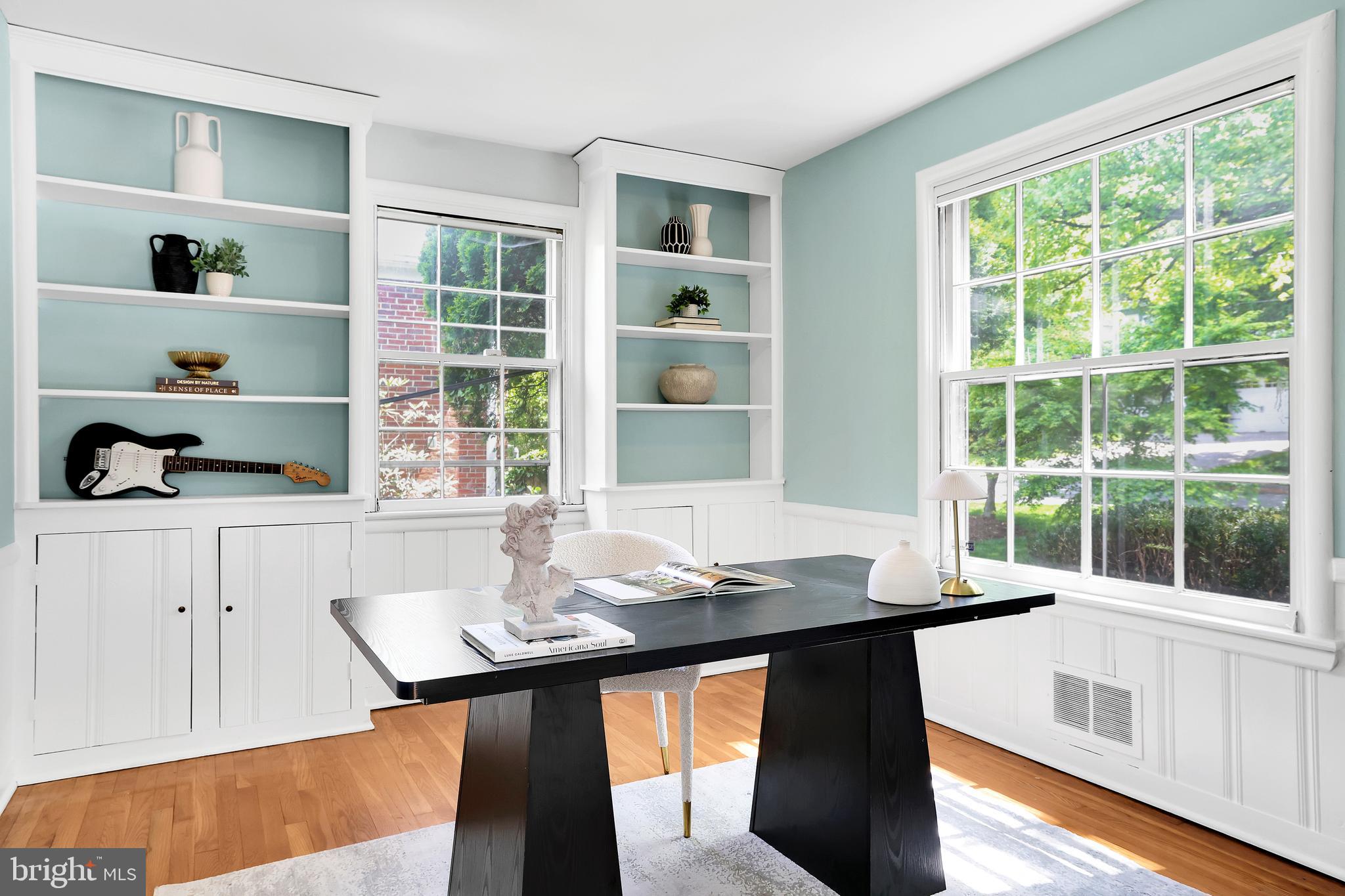 CHEVY CHASE - Residential
