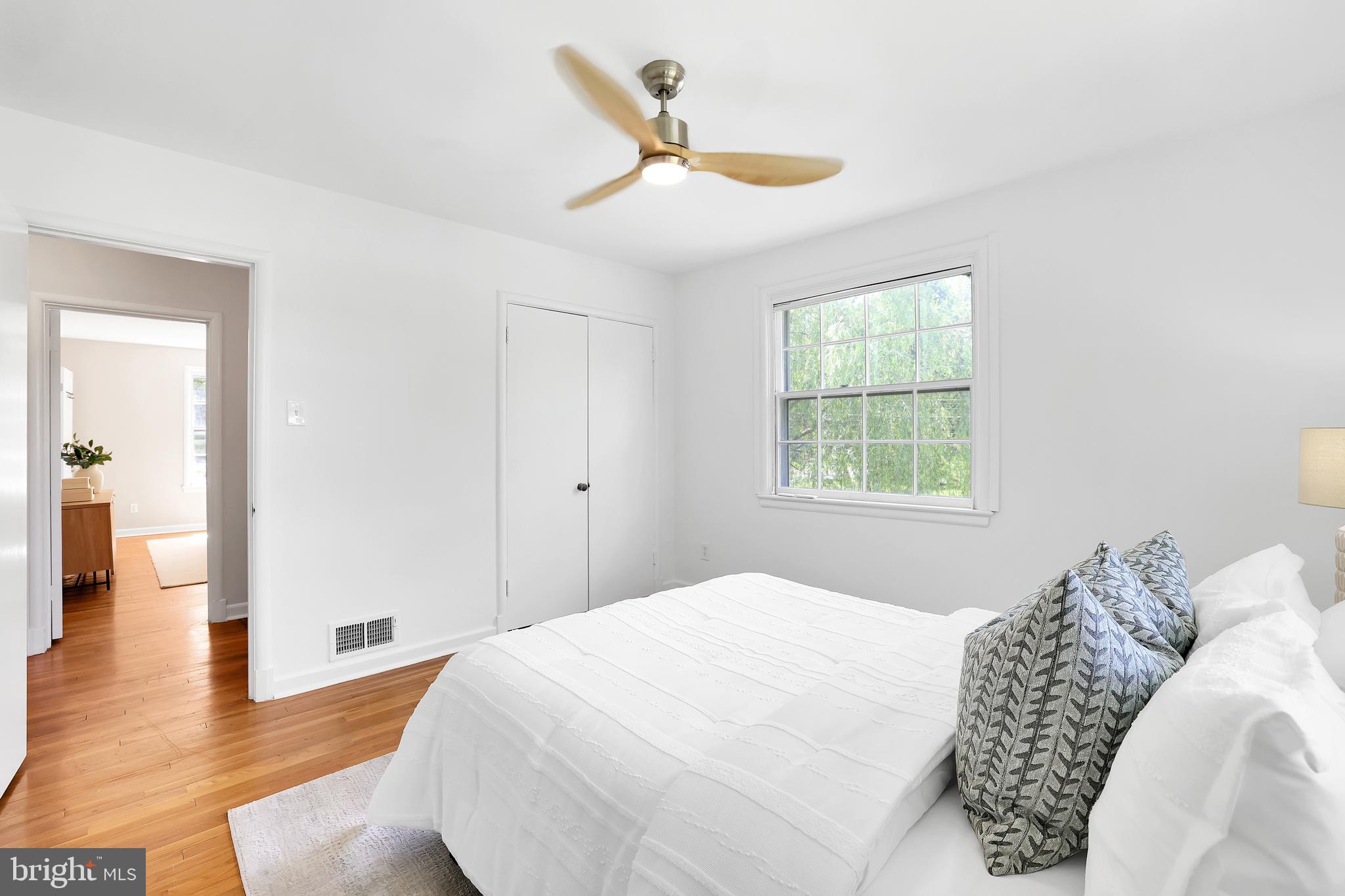 CHEVY CHASE - Residential