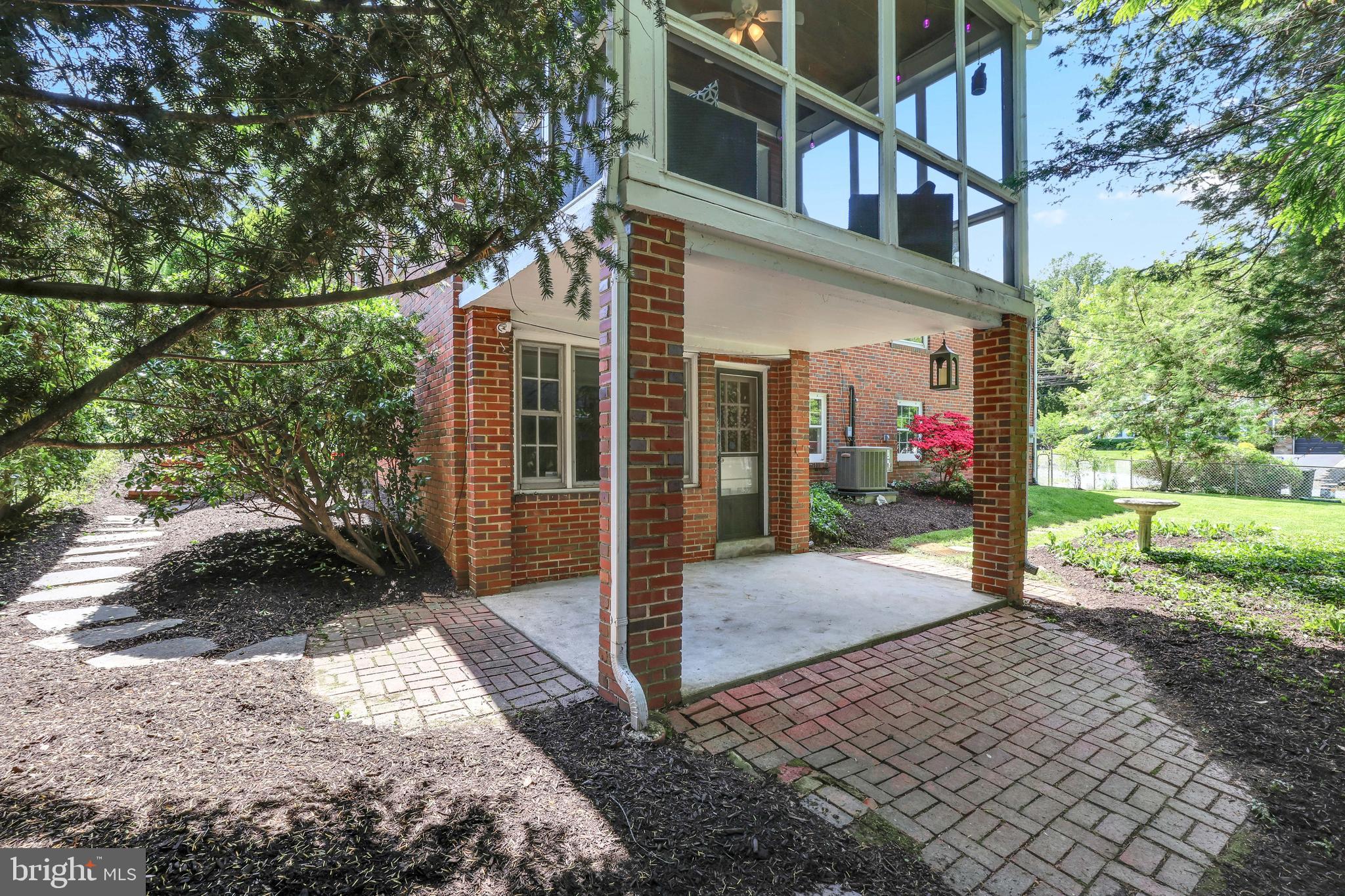 CHEVY CHASE - Residential