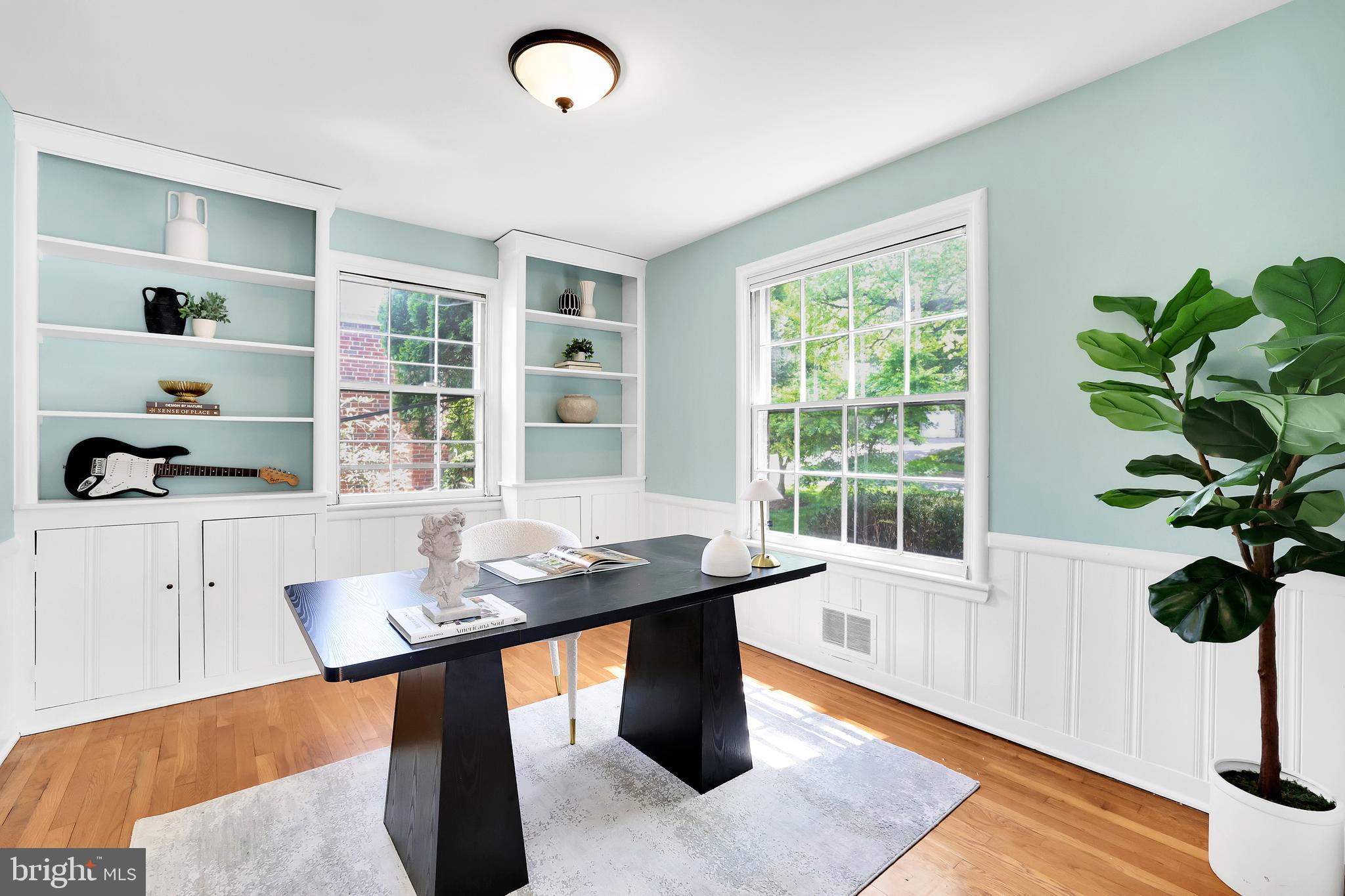 CHEVY CHASE - Residential