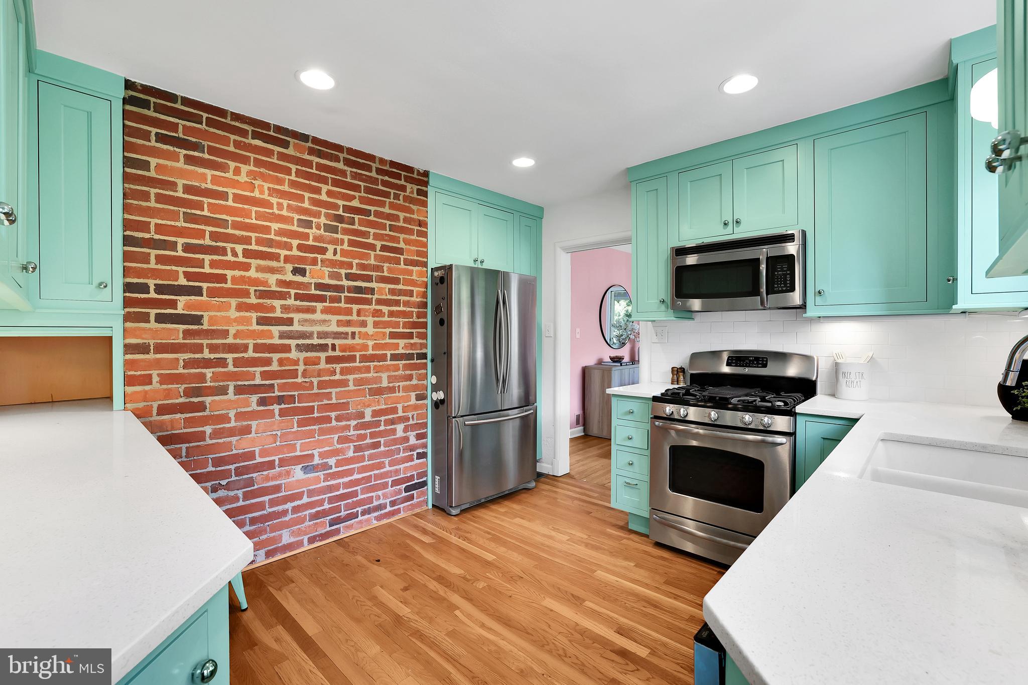 CHEVY CHASE - Residential