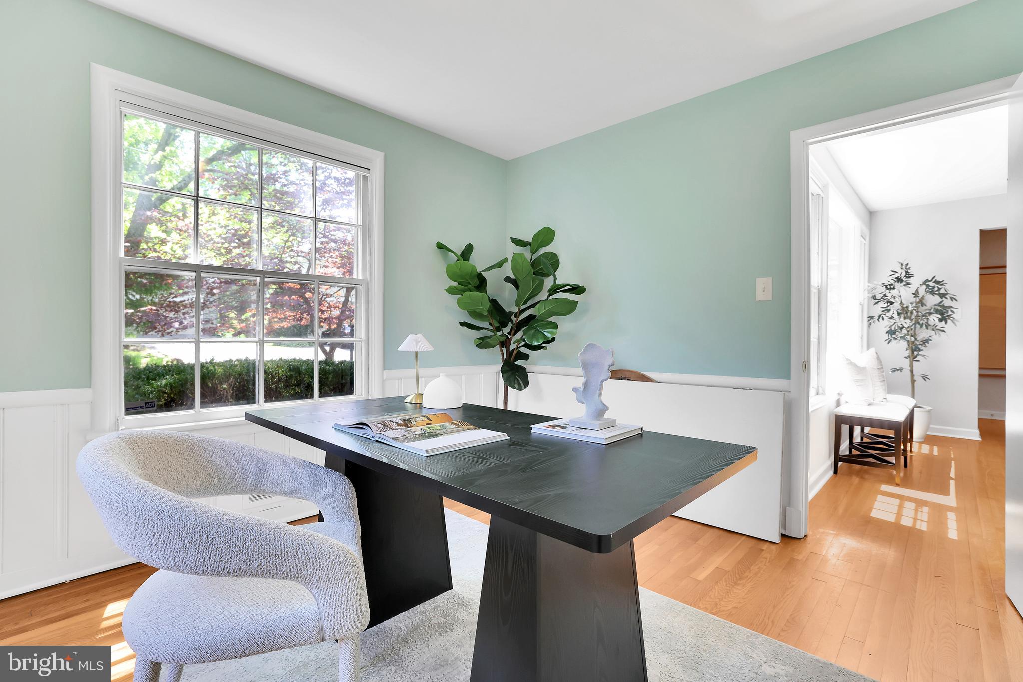 CHEVY CHASE - Residential