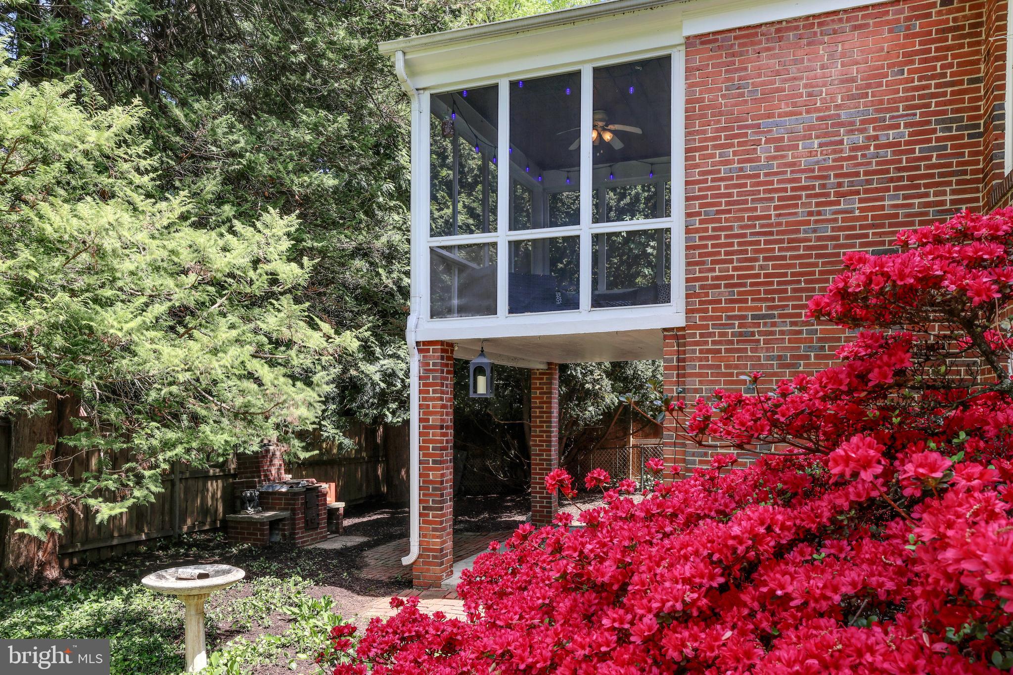 CHEVY CHASE - Residential