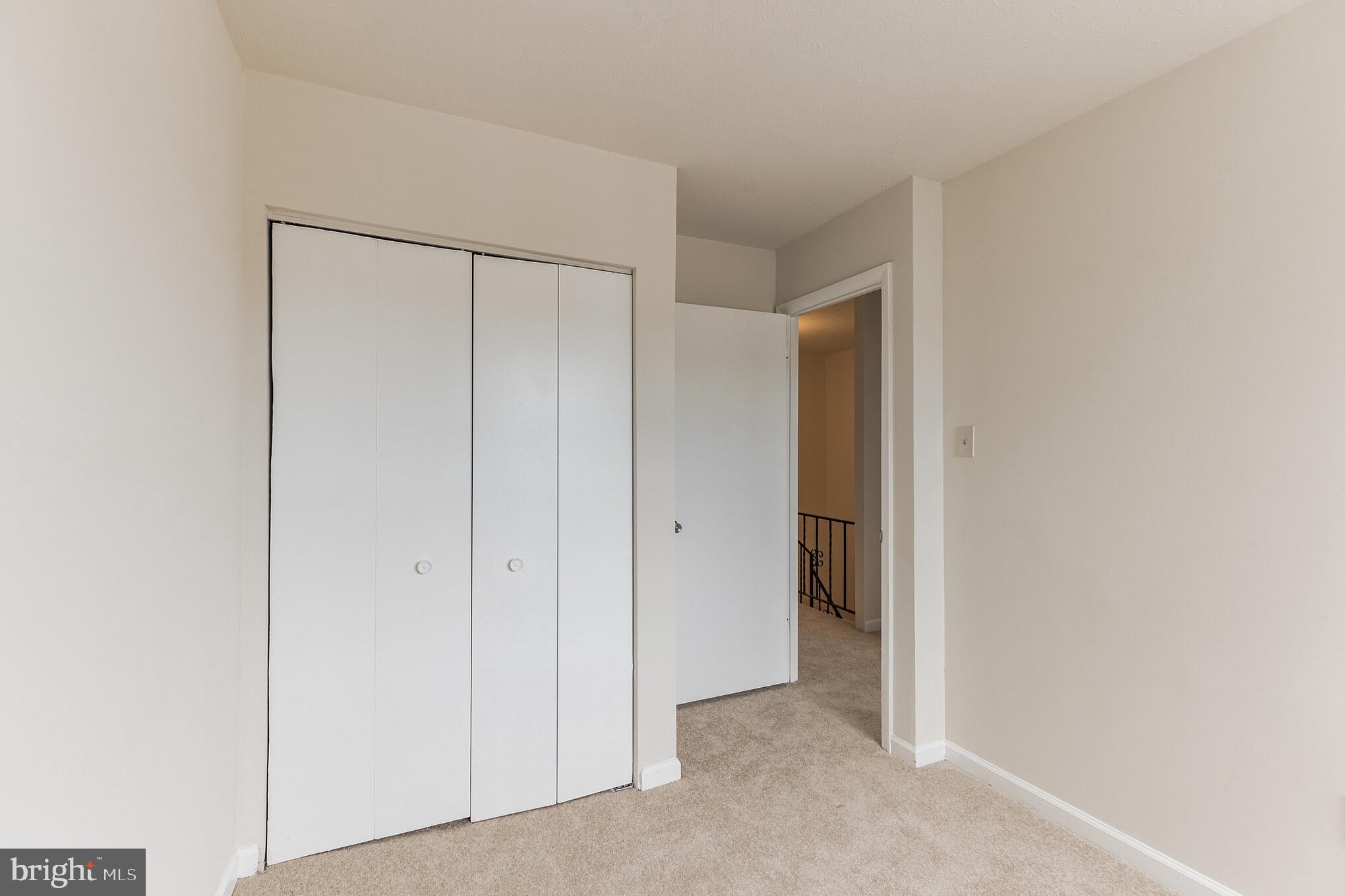 DUNSHIRE TOWNHOUSES - Residential