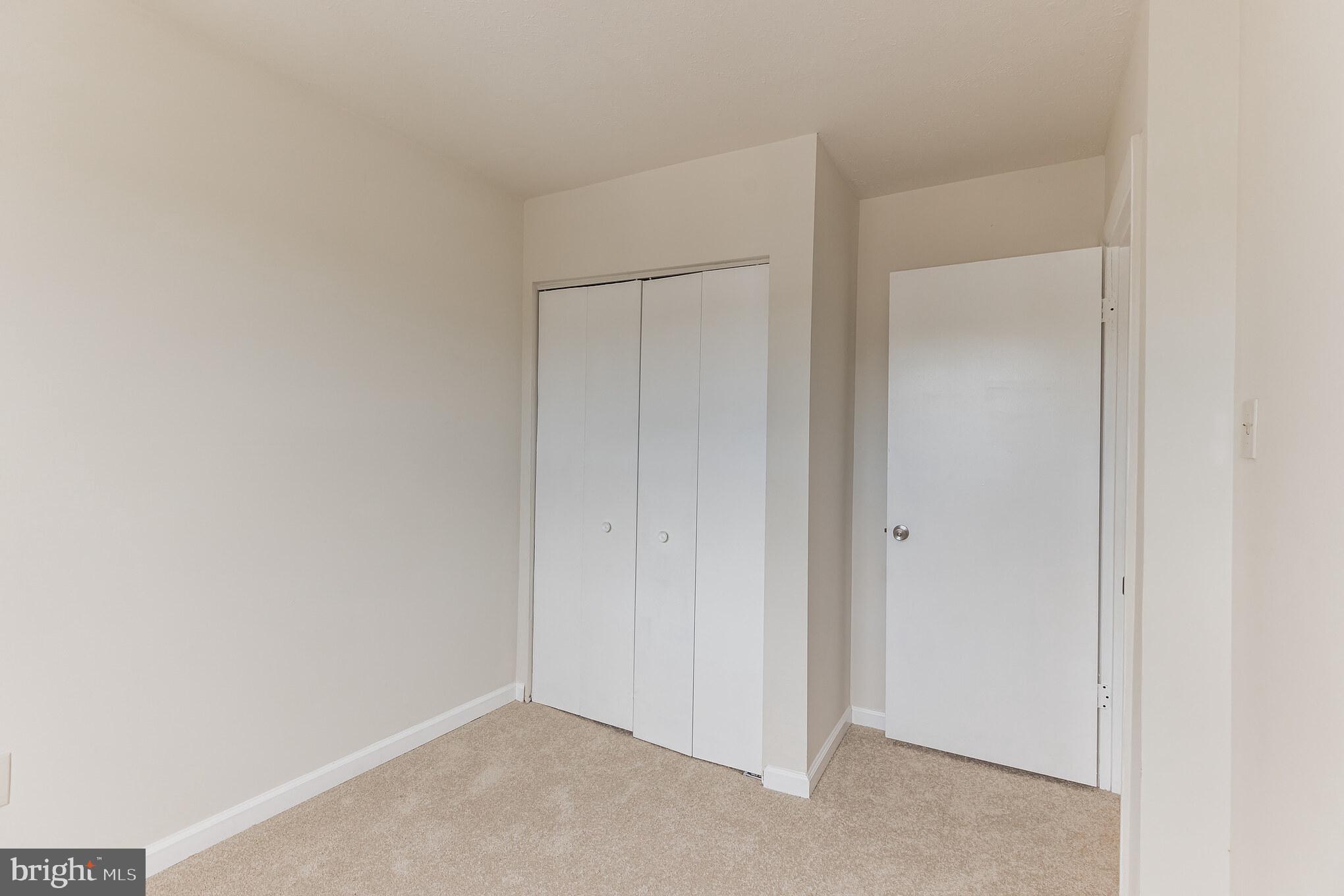 DUNSHIRE TOWNHOUSES - Residential