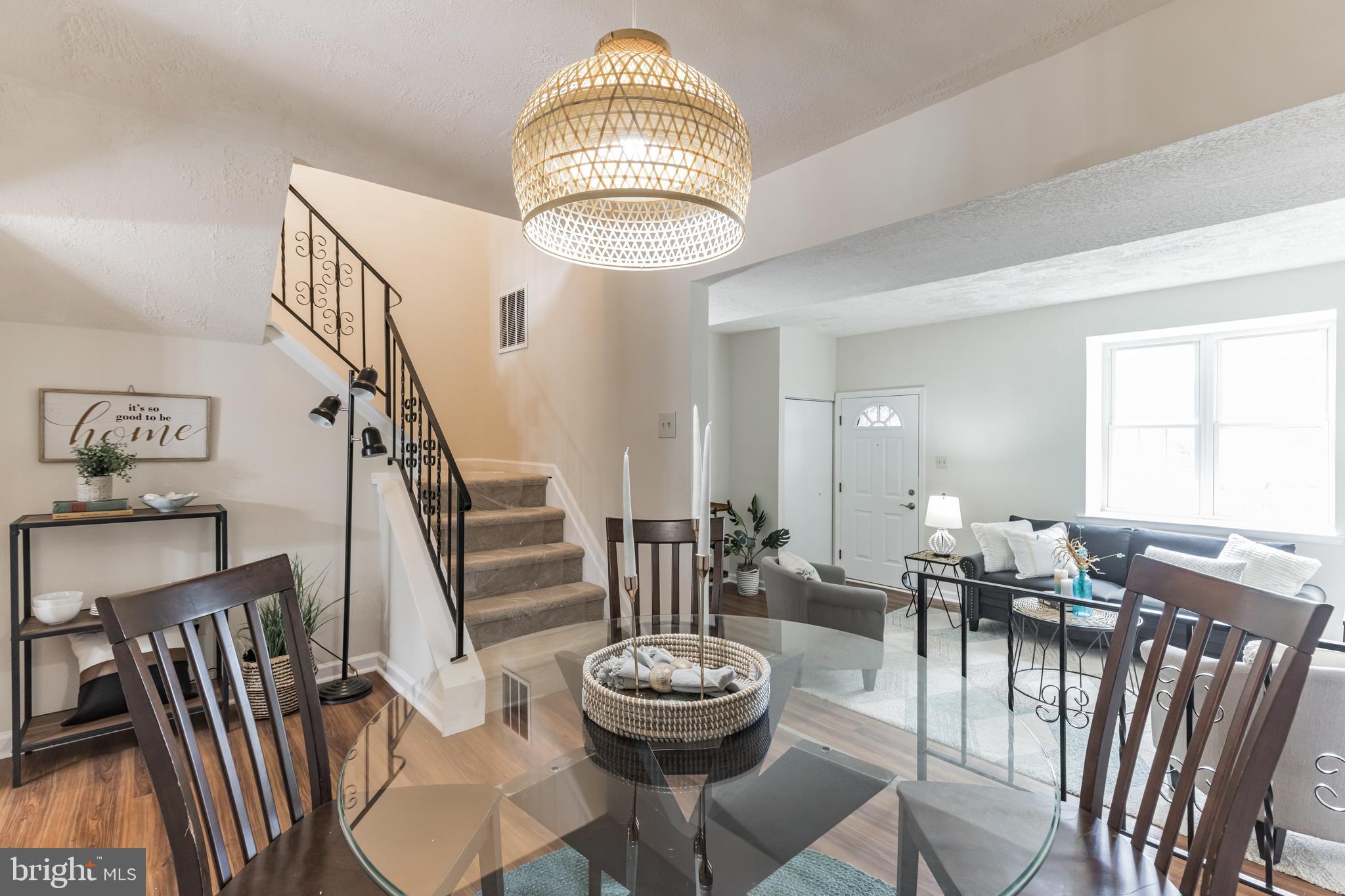 DUNSHIRE TOWNHOUSES - Residential