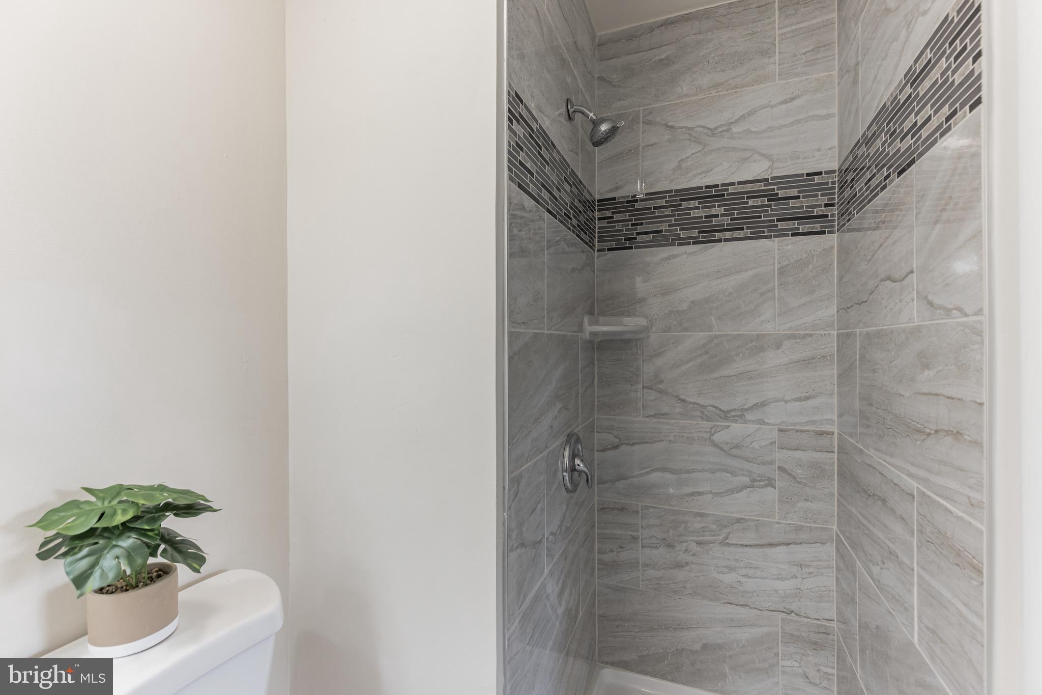 DUNSHIRE TOWNHOUSES - Residential