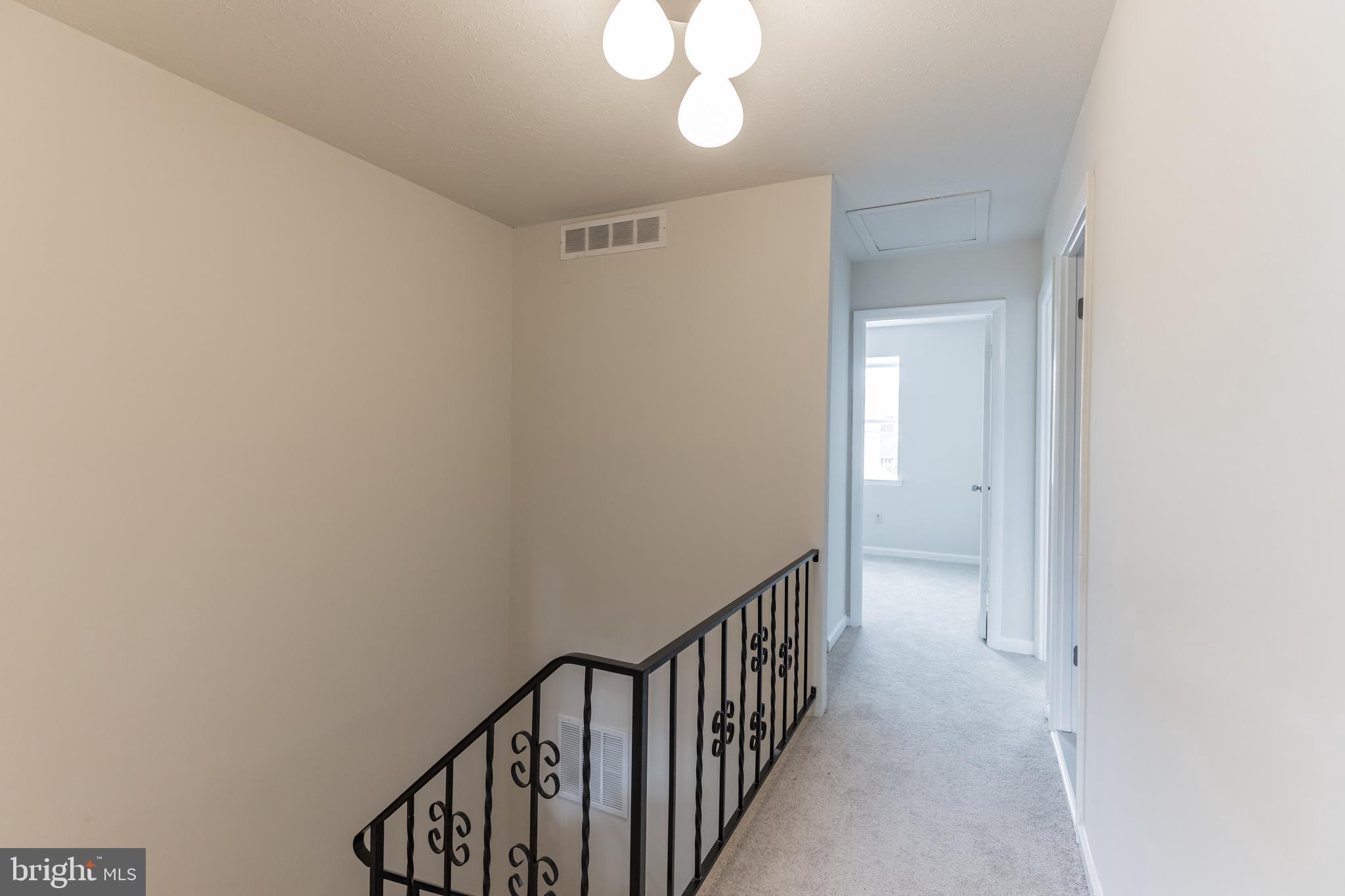 DUNSHIRE TOWNHOUSES - Residential