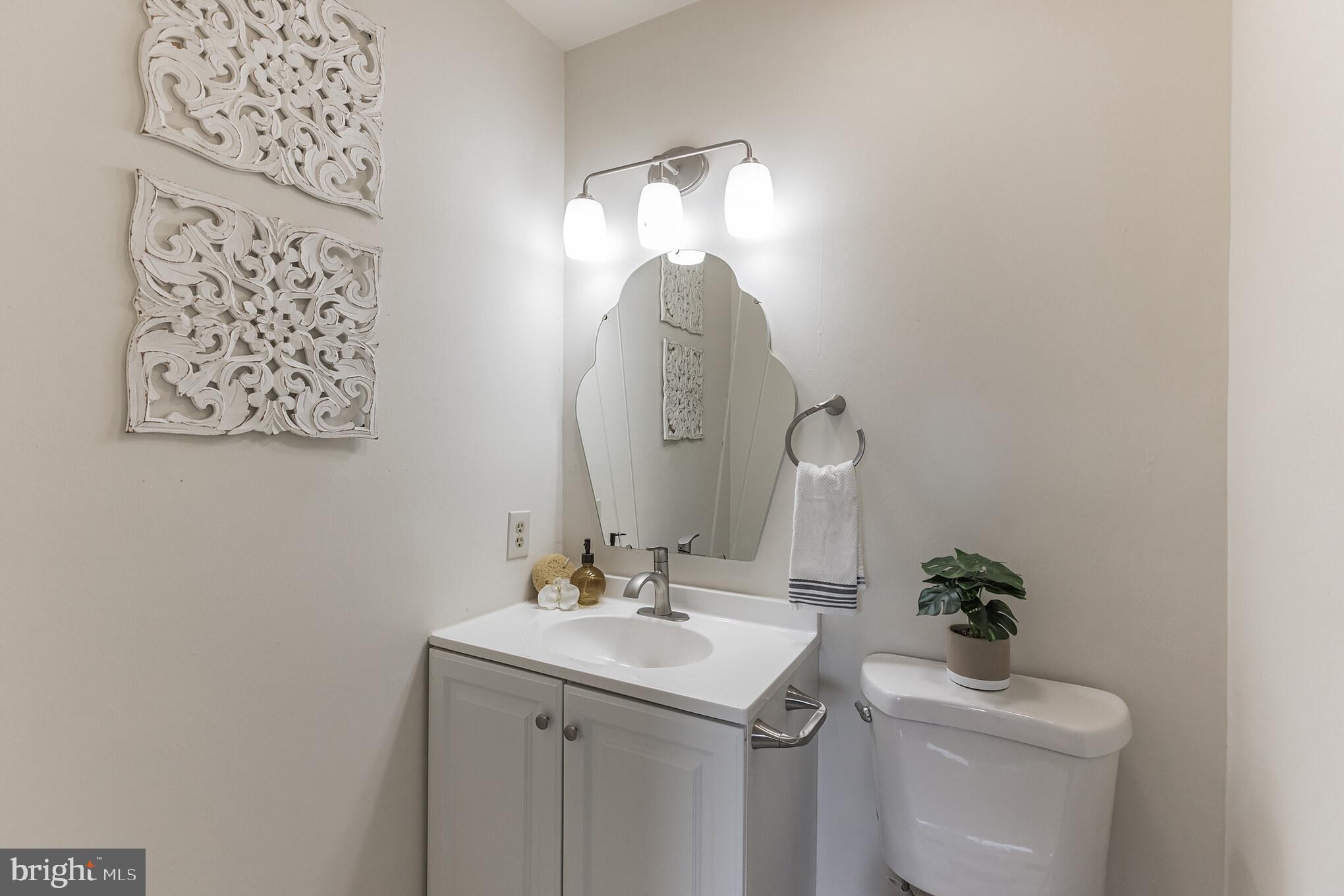 DUNSHIRE TOWNHOUSES - Residential