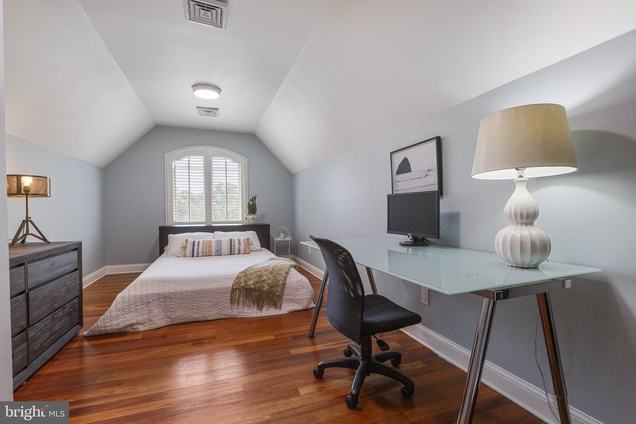 BELAMOUR - Residential