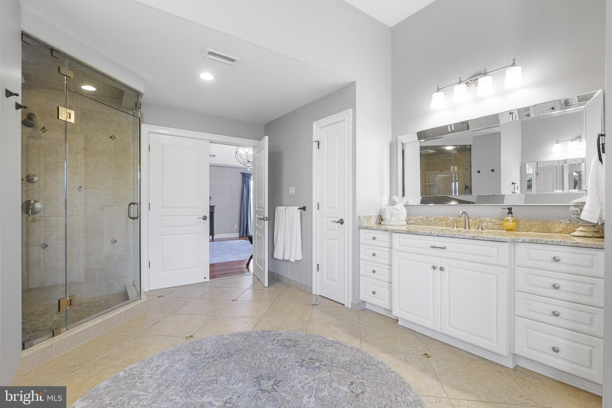 BELAMOUR - Residential