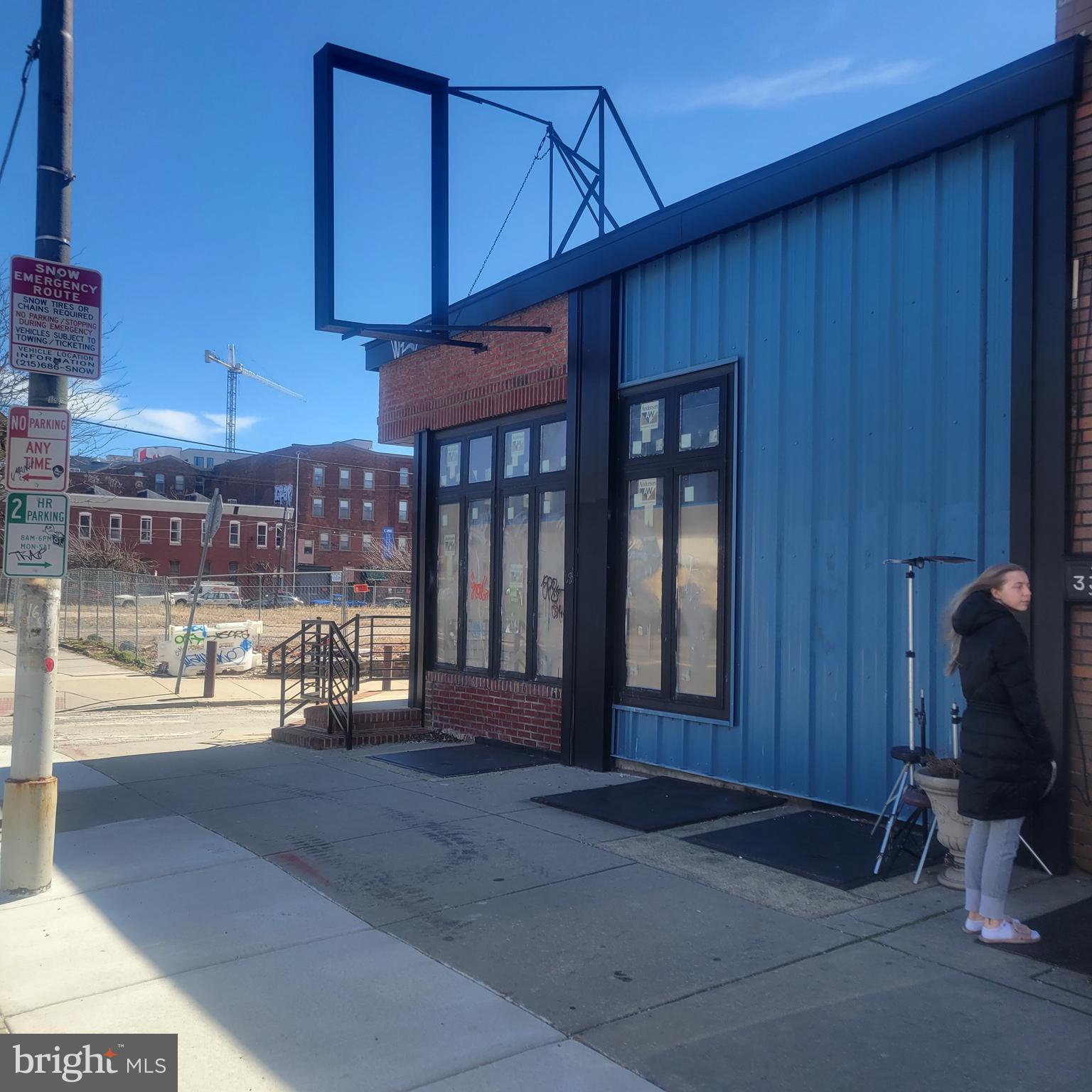 331 W GIRARD AVENUE