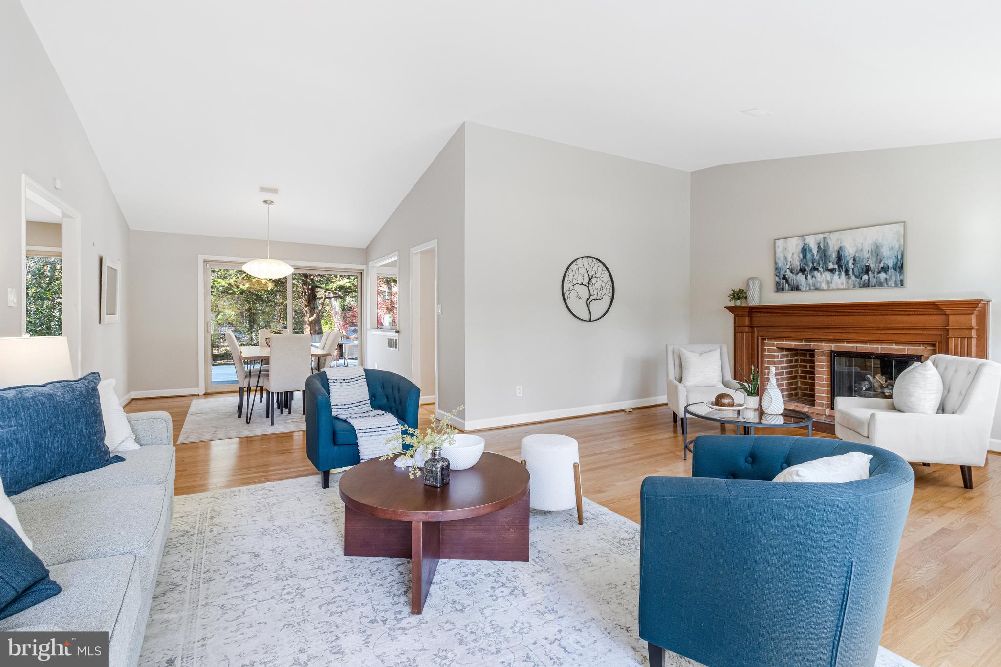 CARDEROCK SPRINGS - Residential Lease